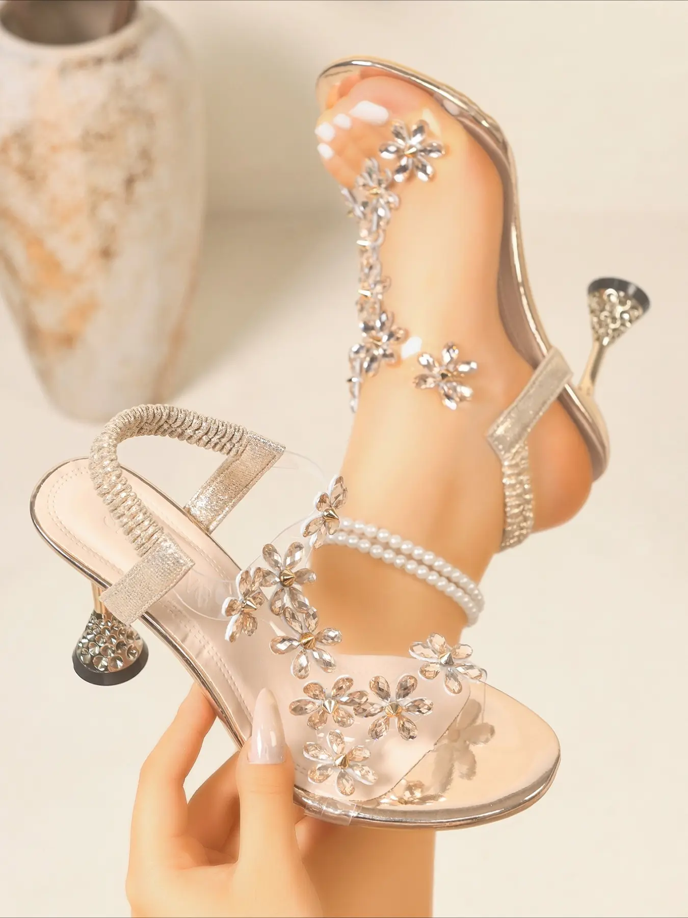 1 Pair Crystal Flower Heeled Sandals for Women, Pearl Ankle Strap Wine Cup Heels, Fairy Dress Shoes for Wedding & Evening Party, Fashion Floral Sandals