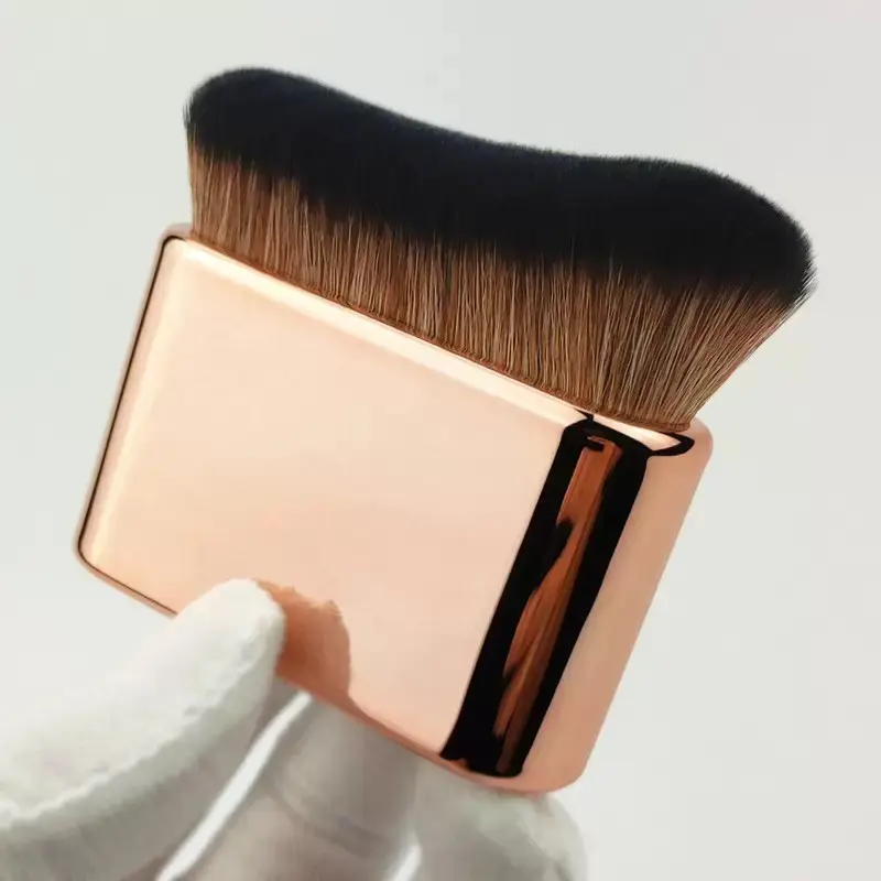 Large Arc Foundation Brush, Body Brush, Contour Brush, Multifunctional Makeup Brush, Soft Synthetic Bristles, Ergonomic Metal Handle, Perfect for Makeup Application