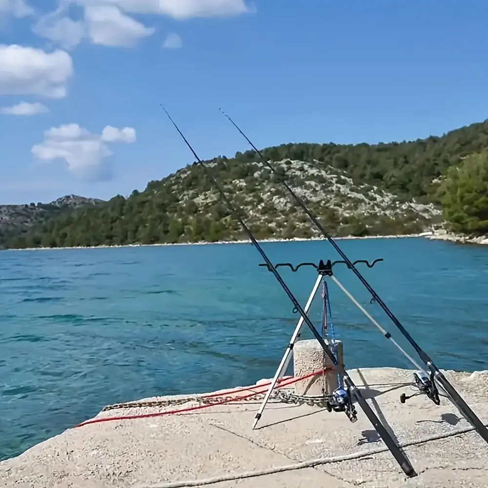 Aluminum Alloy Telescopic Leg Fishing Rod Tripod Bracket, Rod Holder, Height Adjustable Shore Mounted Plug-In Installation, Durable & Stable Design