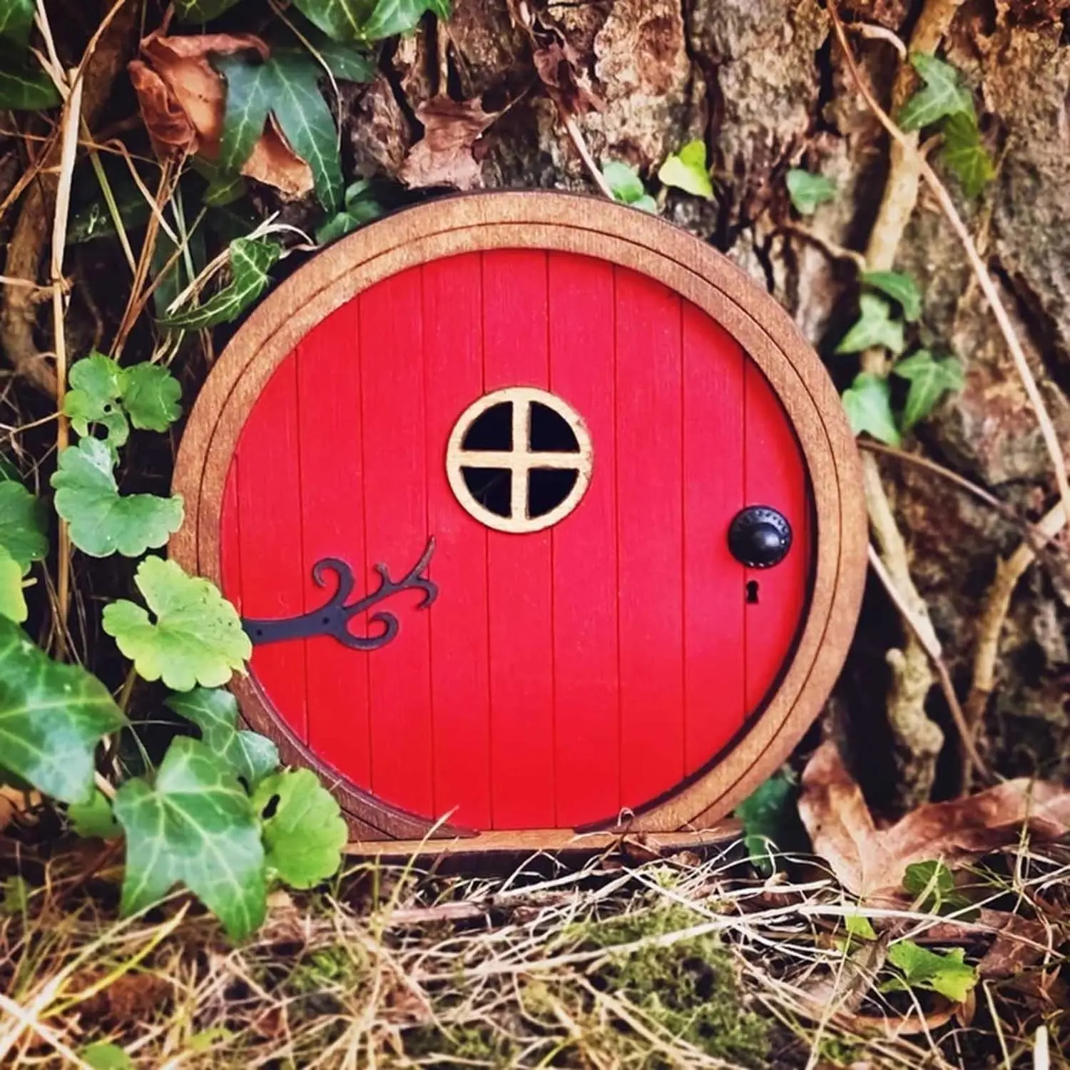 Red Fairy Garden Door for Tree, Fairy Doors for Trees Outdoor and Tree Trunk, Mini Fairy Garden Sculpture Lawn Ornament, Fairytale  House Doors Mini , Sculptures and Statues Decoration