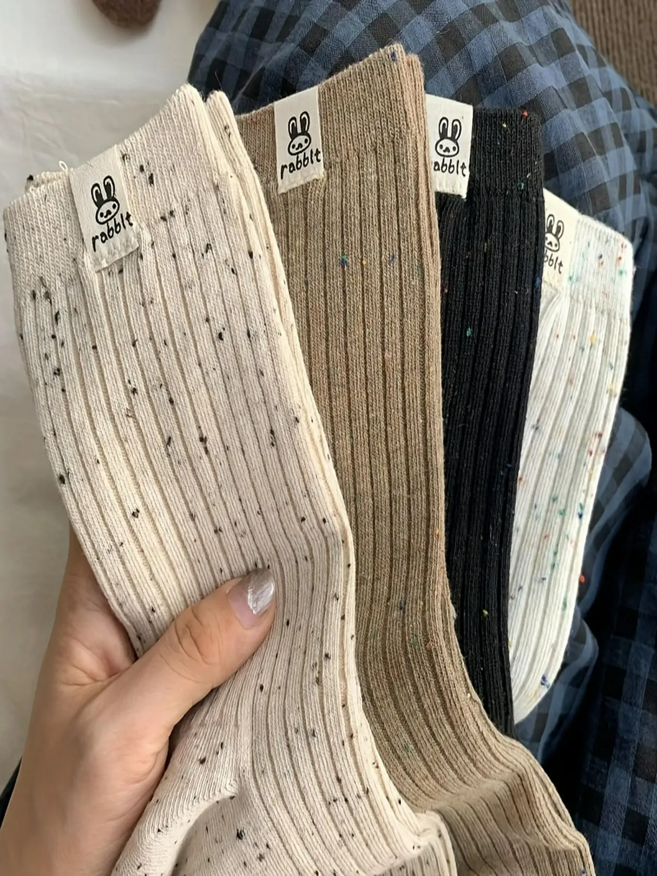 4 Pairs Rabbit Label Patched Knitted Socks, Casual Japanese Style Mid Tube Socks For Fall & Winter, Women's Stockings & Hosiery