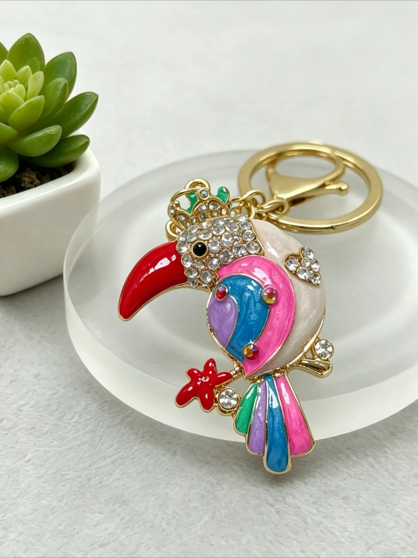Shiny Rhinestone Crown Toucan Keychain,Tropical Parrot Bag Pendant, Cute Bird Backpack Ornament Jewelry Gift for Girls Ladies