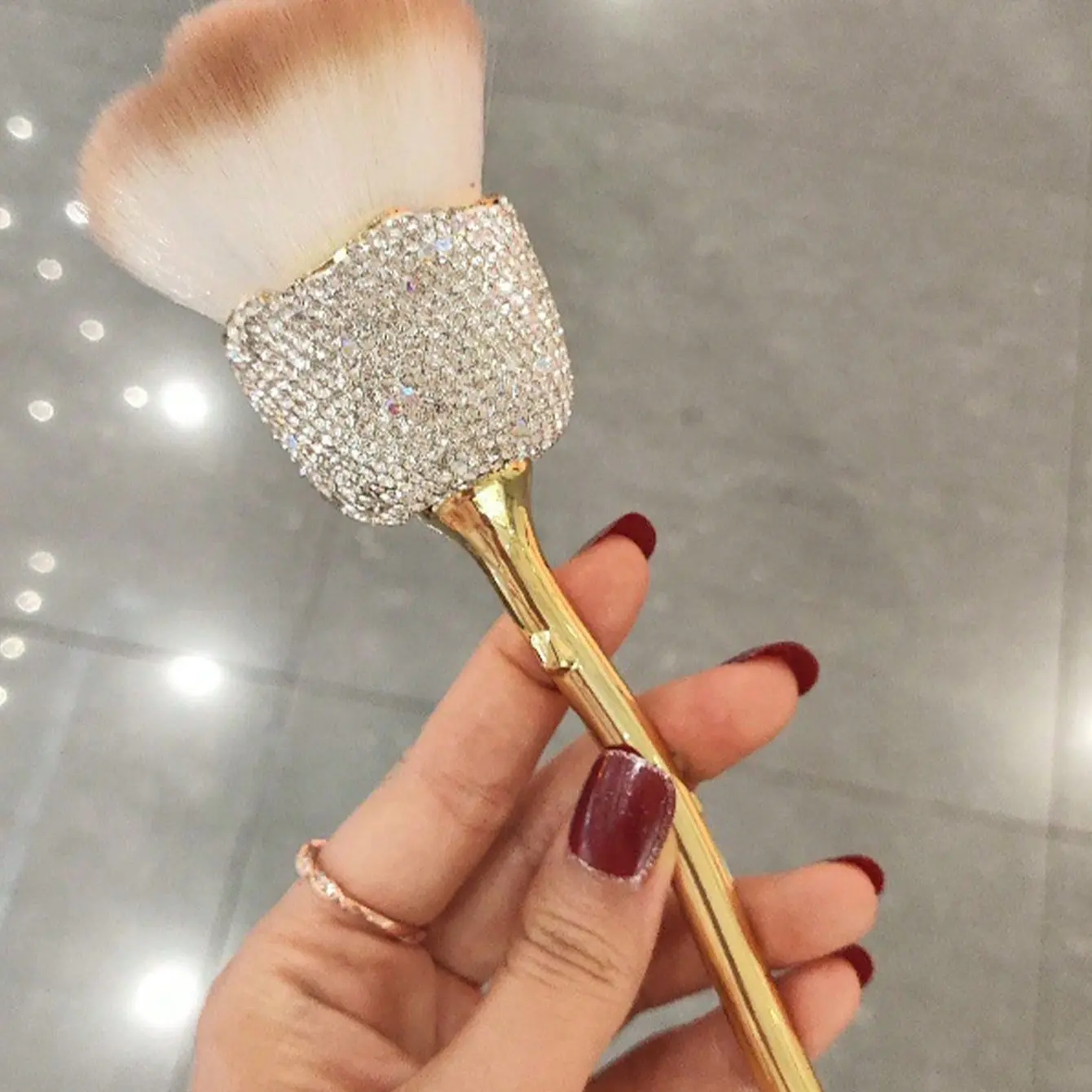 High-End Diamond Embedded Rose Shape Makeup Brush Set, Includes Foundation Brush, Blush Brush, Large Brush, Nail Brush, Dust Brush, Cosmetic Brushes