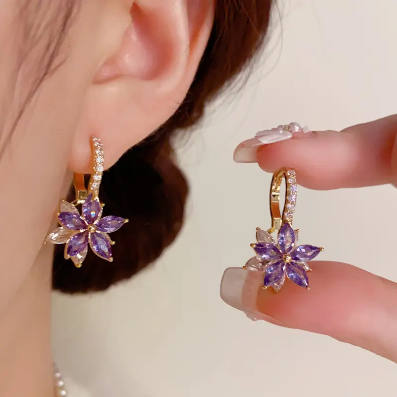 Women's High-End Artificial Purple Zircon Flower Earrings - Metal Korean-Style, Simple, Versatile, Fresh, Elegant, Unique Design, Crafted with Attention to Detail, Light Luxury Feel for Adult Casual Wear E50252-EH