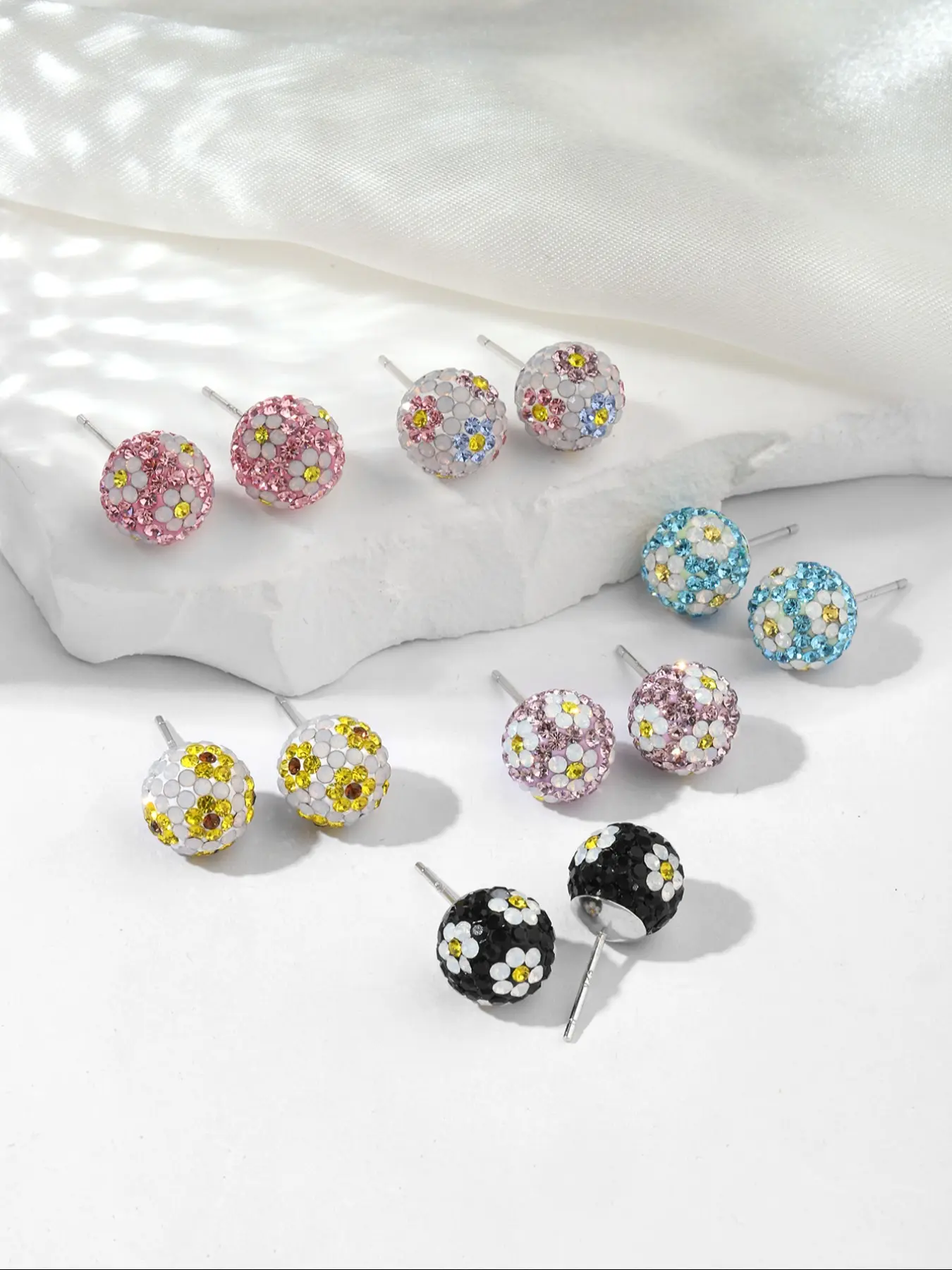 Women's Disco Ball Earrings, Fashion Earring, Colorful Crystal Flower Pattern Studs, 3D Zircon Ear Jewelry, Silver Color Crystals, Daily & Holiday Wear, Party Earrings