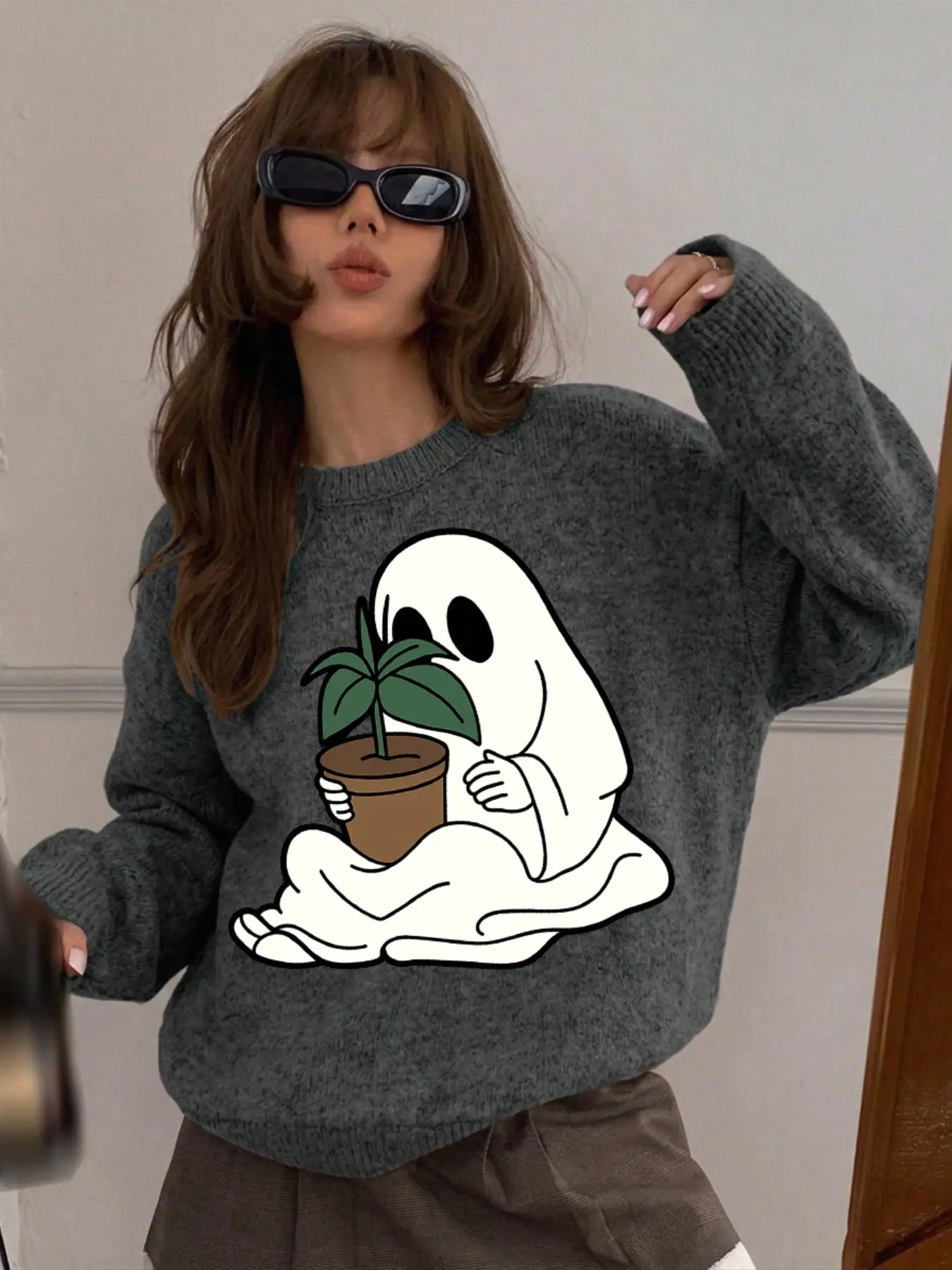 Women Cute Ghost Houseplant Graphic Knit Sweater Crew Neck Long Sleeve Oversized Casual Pullover Jumper
