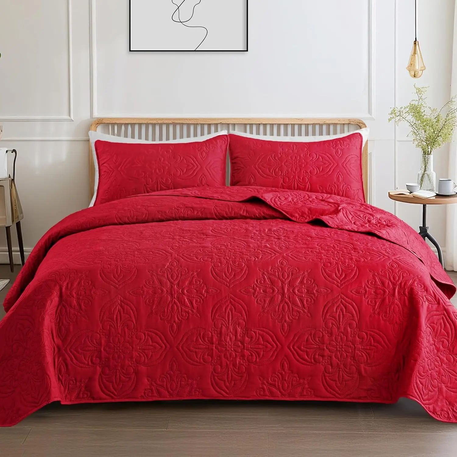 Soft King Bedding Set for All, Elegant Vintage Damask Ultrasonic Set, Lightweight Reversible Bedspread, Coverlet, Bed Cover with 2 Pillow Shams, Red
