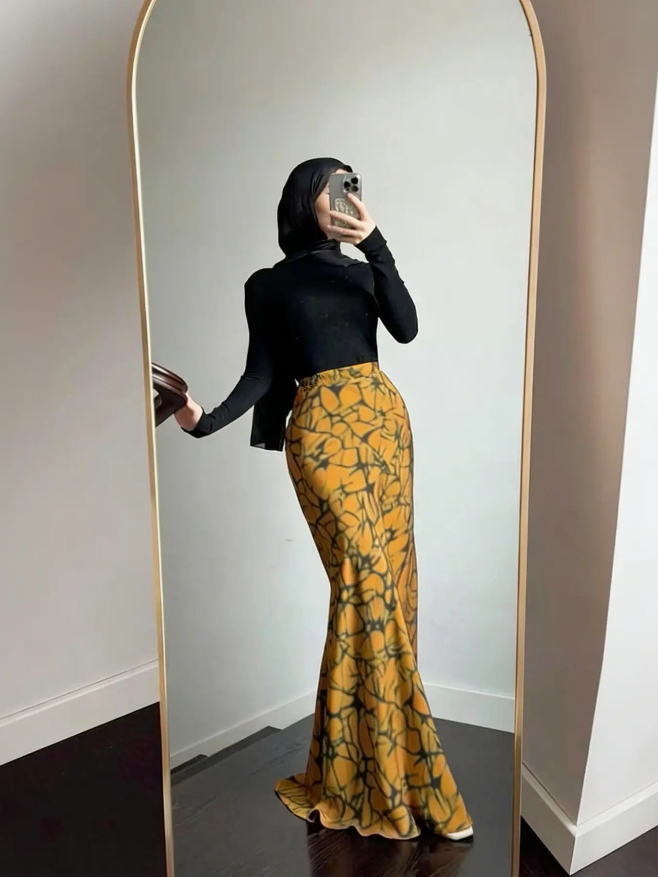 Elegant Women's Printed Mermaid Dress Two-Piece Set, Muslim Style Long Sleeve Top and Skirt, Fashionable Ladies' Clothing Islamic Clothing Set, Matching Outfit Set, Fashion Style Sets