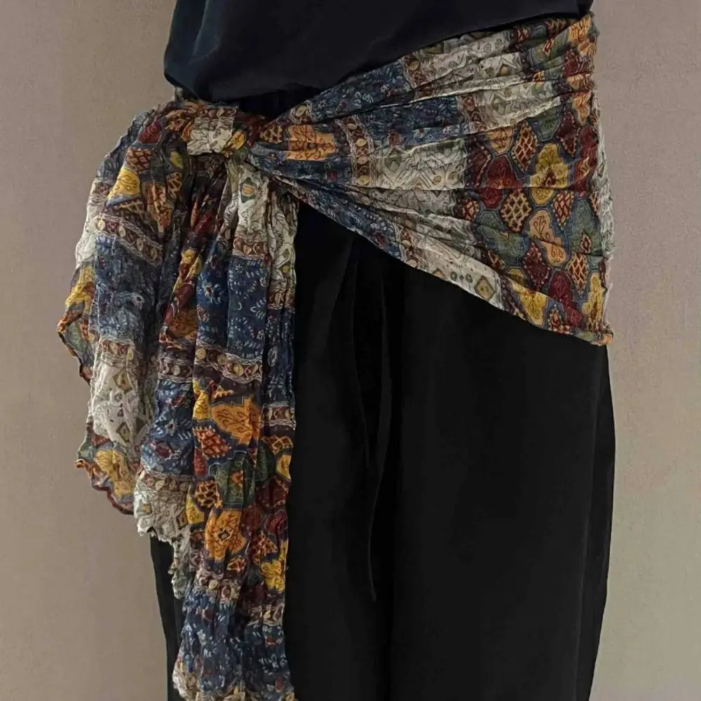 Exotic blue card long towel
