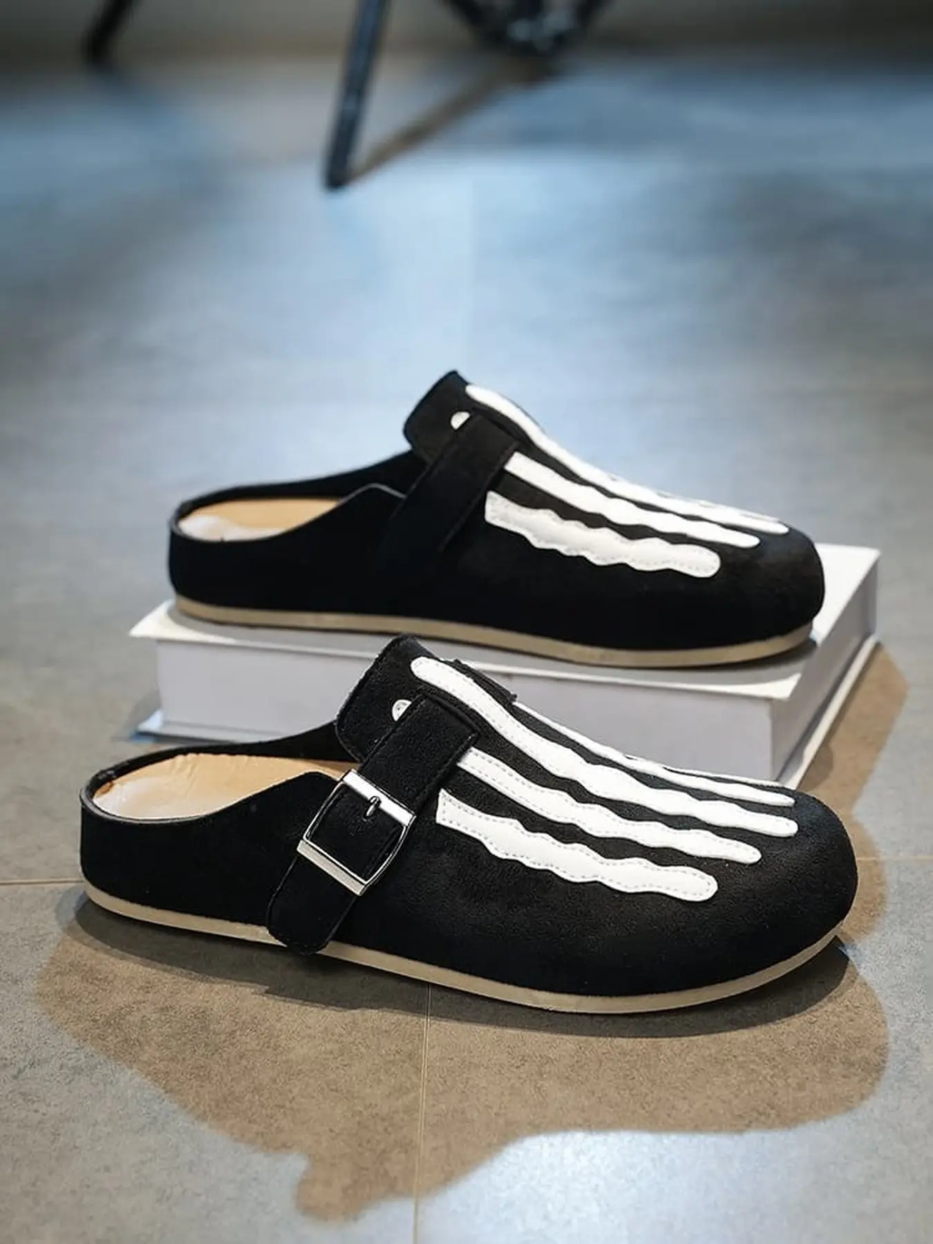Cool retro men's unique bone pattern All Season Mules toe slides faux suede splicing applique adjustable buckle comfortable soft sole suitable for holiday parties commuting shopping casual scenarios