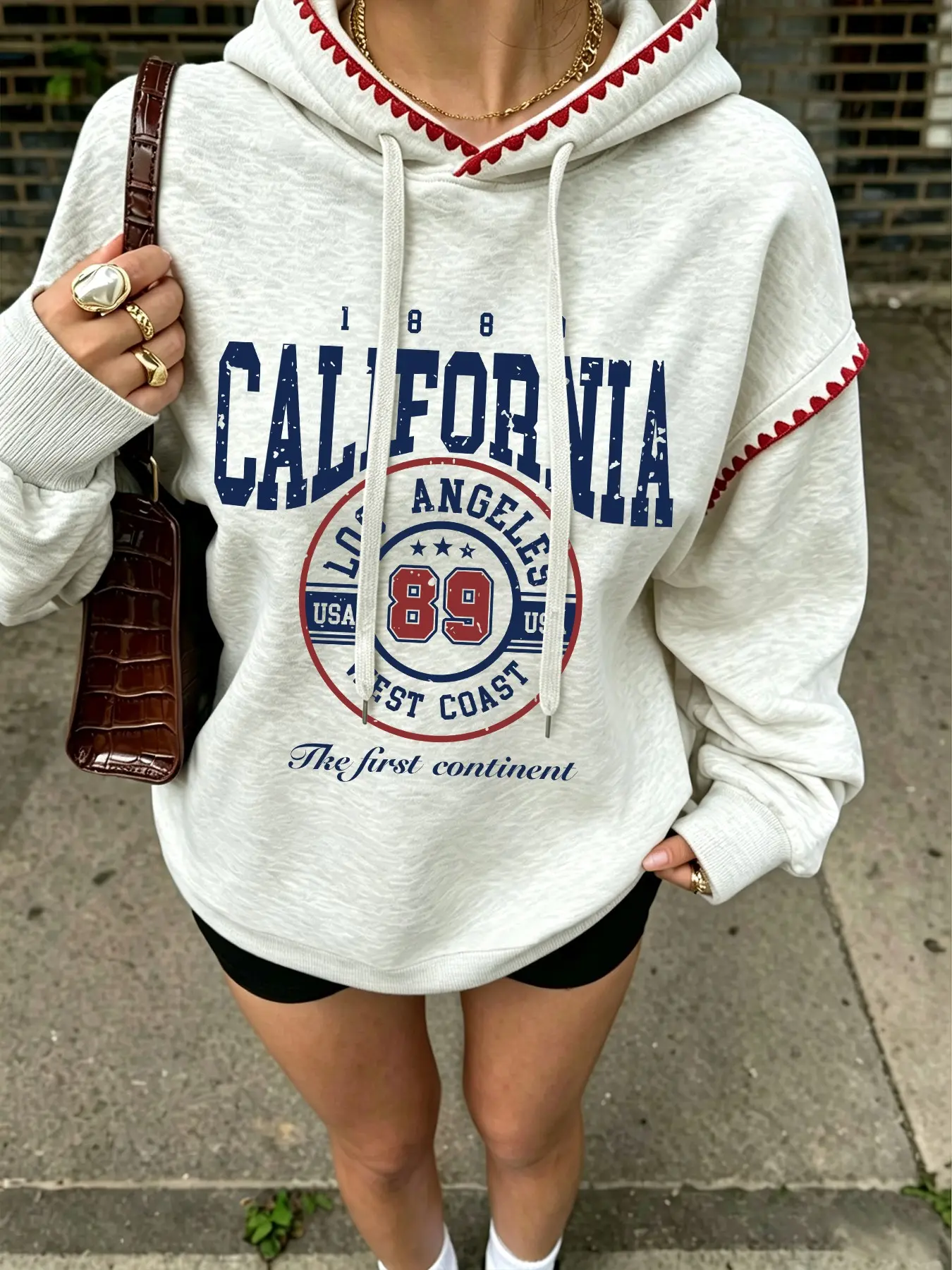 Women's Casual Retro Patchwork Hooded Top, Letter Icon Print, Soft Comfortable Fabric, Perfect for Daily Wear, Fall & Winter Style