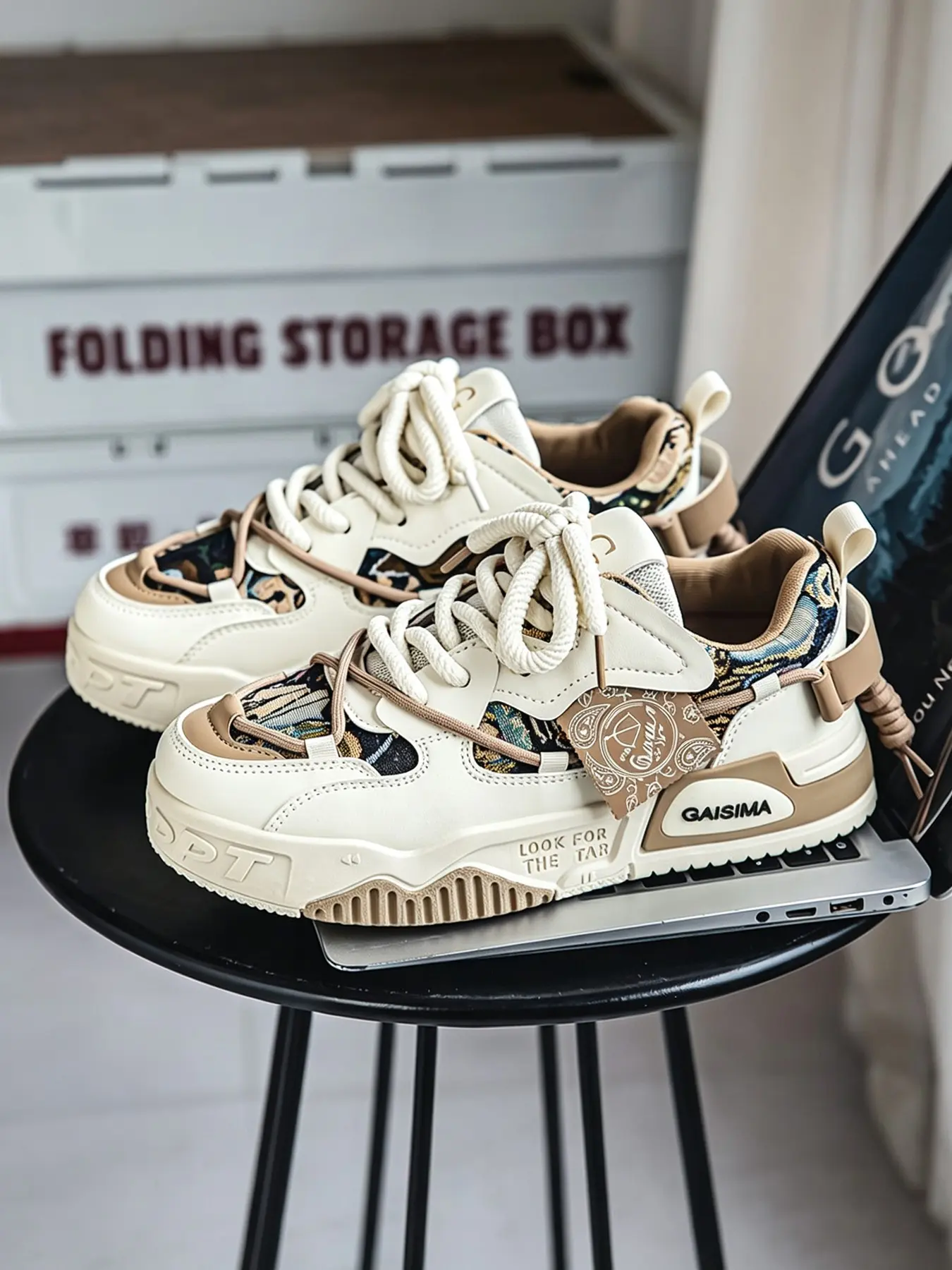 Men's Vintage Street Style Skate Shoes, Men Low Top, Dual Laces Textile Patchwork Upper, Anti-Slip Durable Sole, Casual All-Season Sneakers