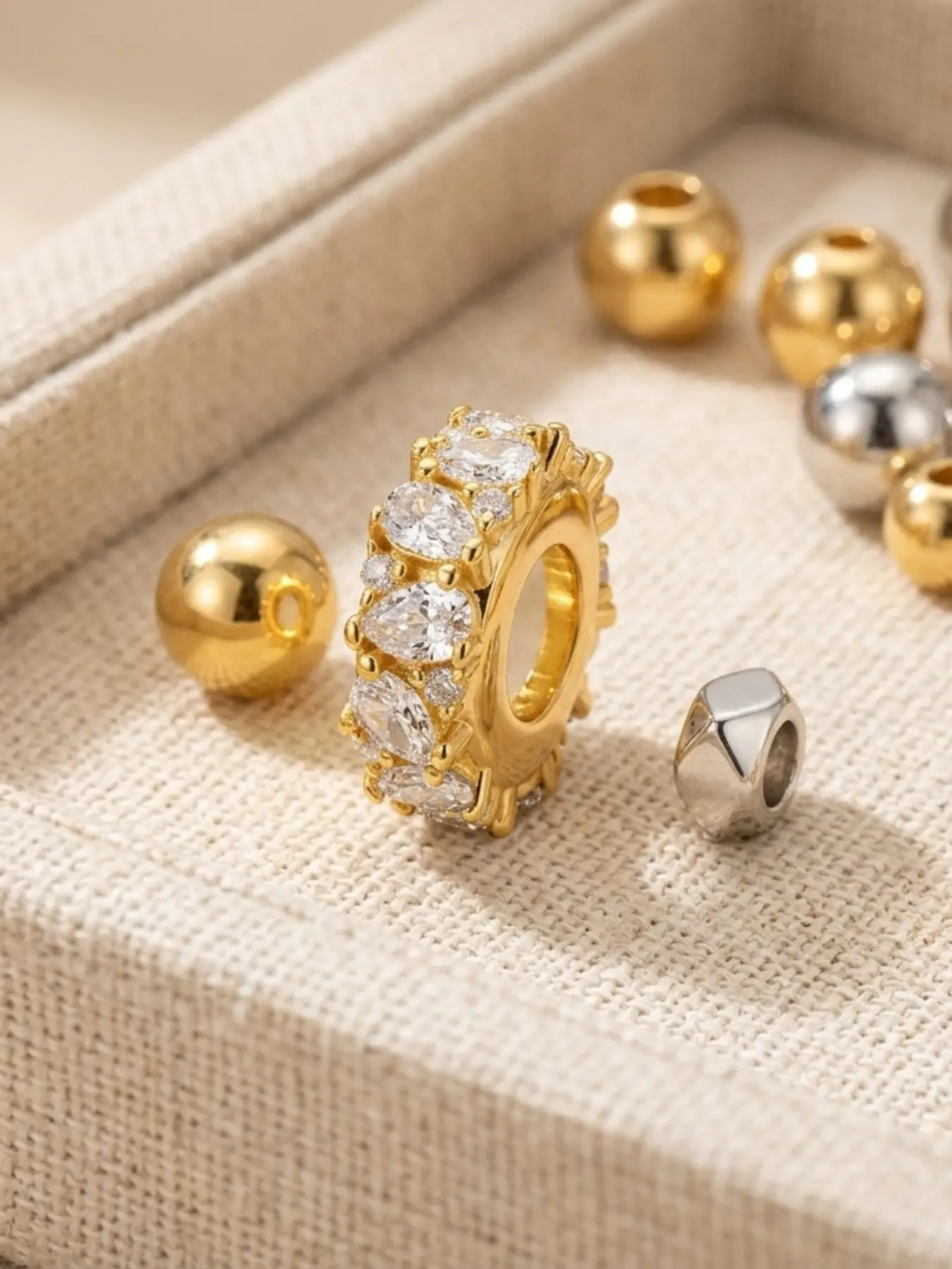 Crystal Spacer Beads Set, Luxurious Large Hole Beads, Starry Texture with Transparent Zircon Design, Ideal for Women, DIY Jewelry Accessories