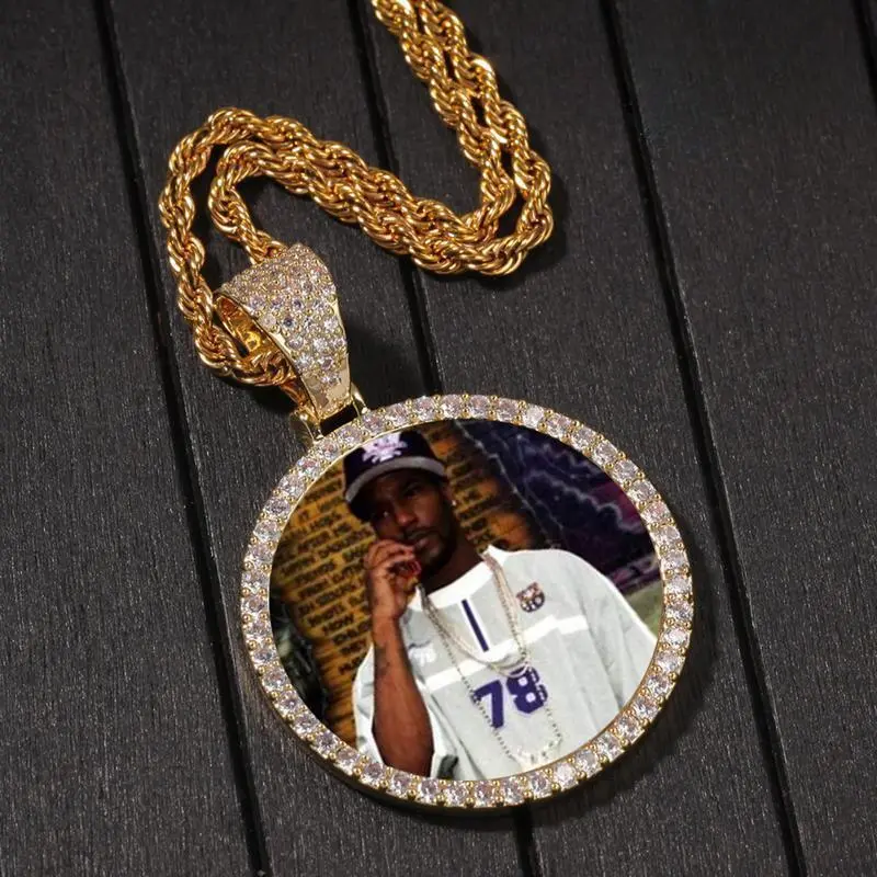 IH Custom Photo Medallion Pendant Round Picture Frame 18K Gold Plated Natural Sri Lanka Zircon Hip Hop Necklace for Men Gift