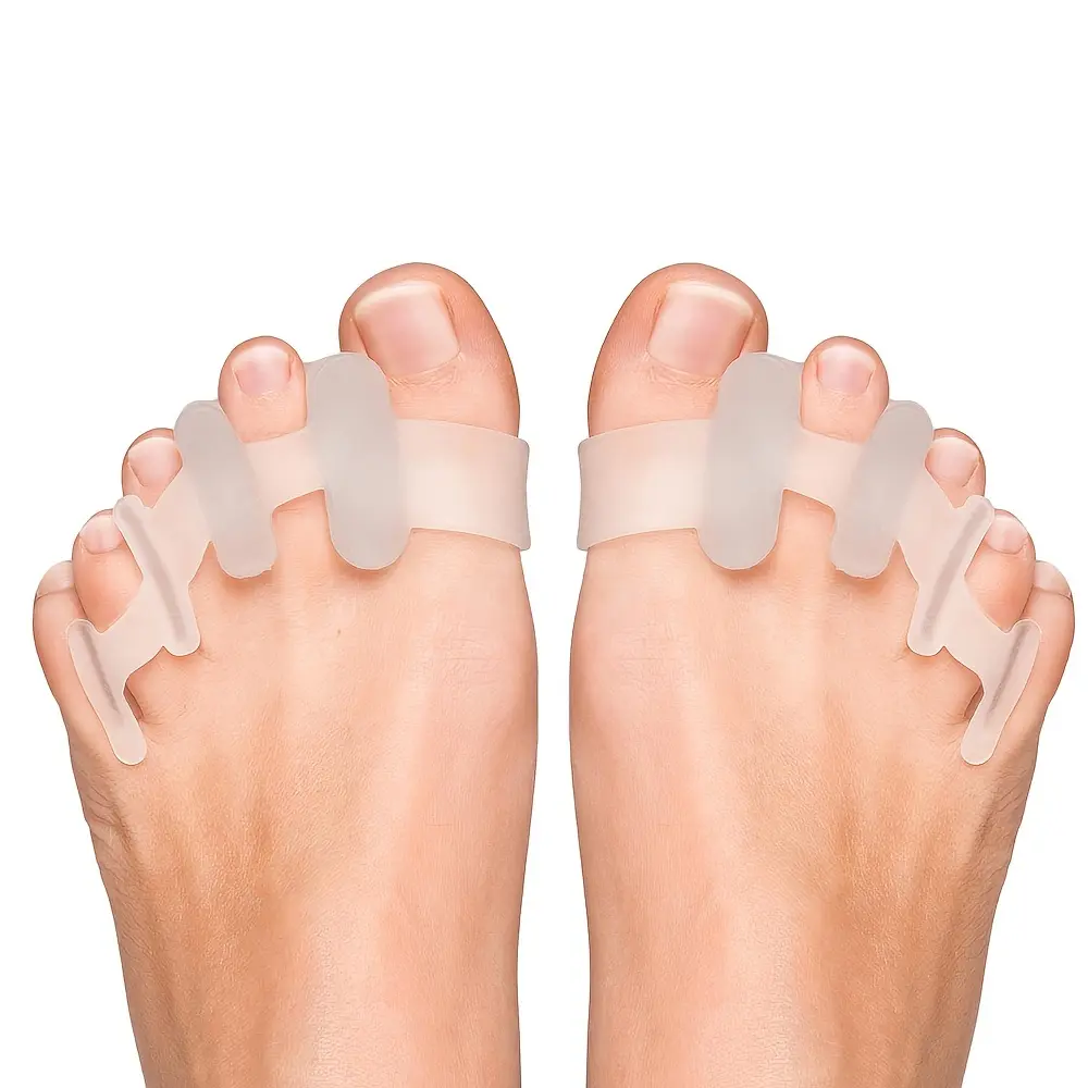 Two bridge type four hole toe correction separators, anti squeezing toe protection covers, suitable for both men and women, are essential for New Year's foot care