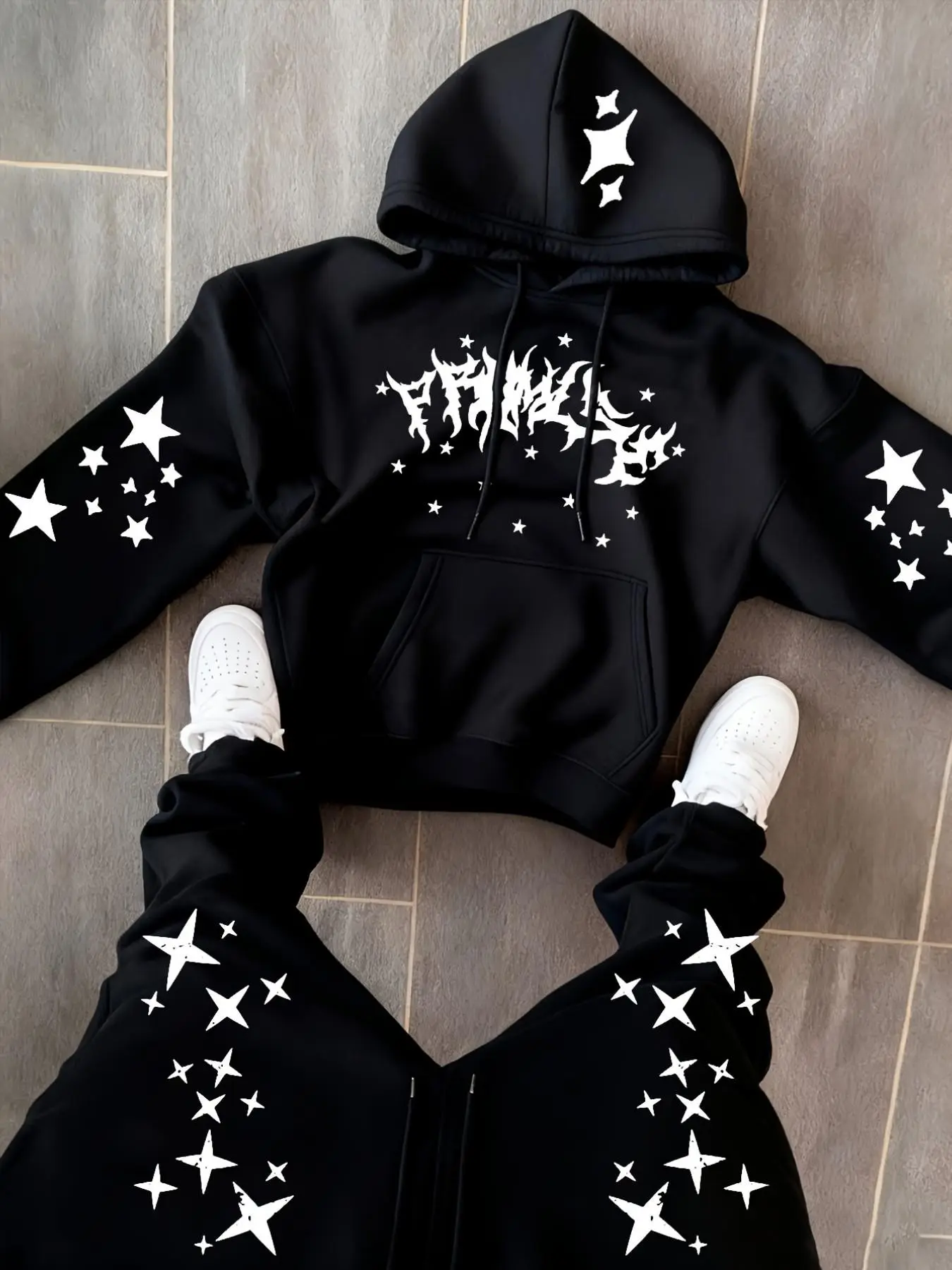 Men Black Streetwear Tracksuit, Sweatsuit Set, Oversized Cropped Drawstring Hoodie & Wide Leg Straight Sweatpants Set White Scattered Star Print Metal Letter Graphic Y2K Dark Aesthetic Matching Outfit For Skate Concert Spring Fall Daily Hip Hop Outfit