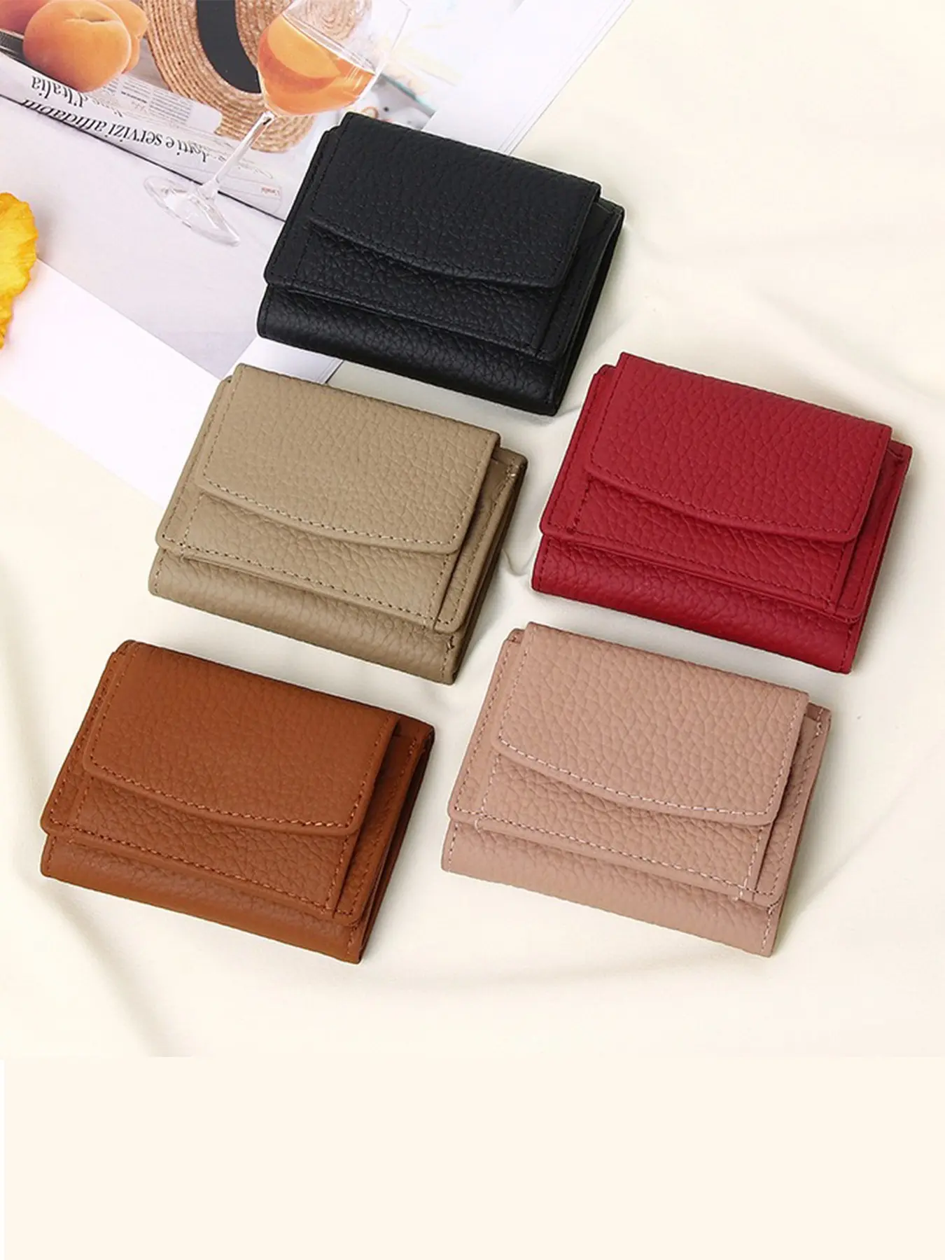 Small Wallet Women Genuine Leather Trifold Tiny Wallets with Snap Coin Pouch 6 Card Slots, Casual Wallet, Pocket Wallet for Women, Coin Pocket Wallet with ID Window Card Holder, wallet with lychee pattern, card wallet
