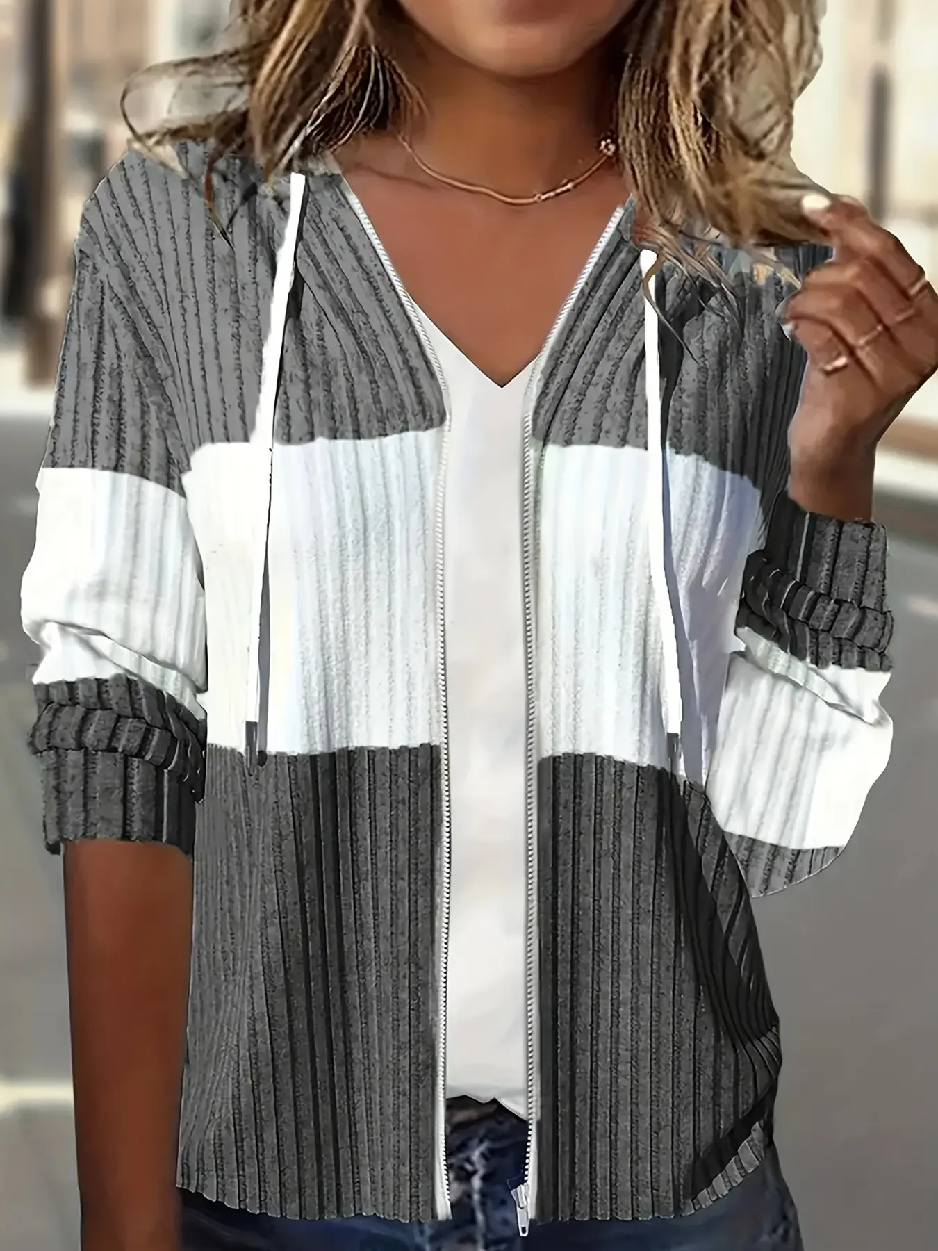 Colorblock Adjustable Drawstring Zipper Hooded Long Sleeves Jacket for Women, Casual Style, Perfect for Daily Wear, Comfortable and Stylish Outerwear