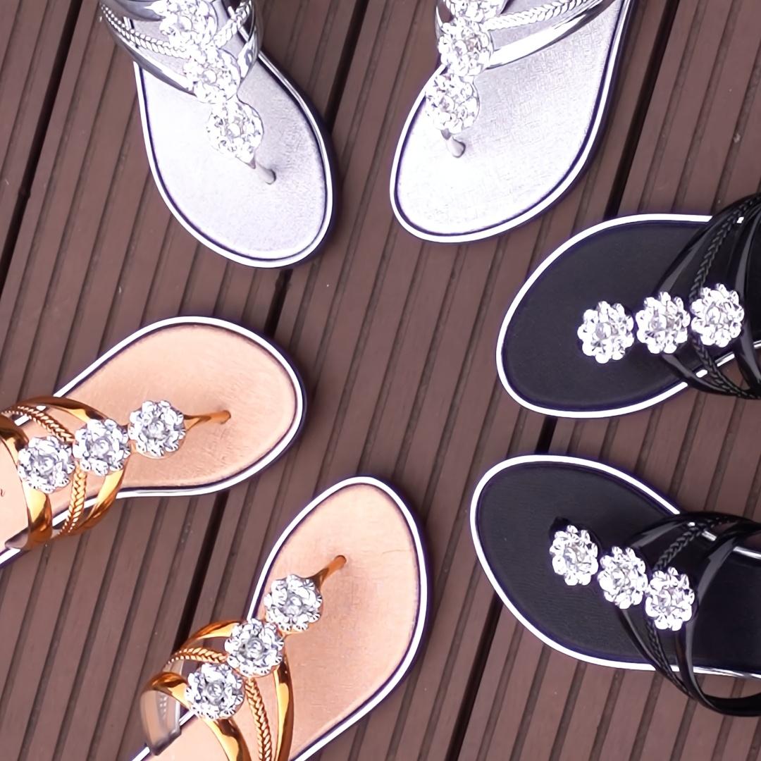 A Pair Of Ladies' Round-toe Floral Casual Flat Slippers X1489