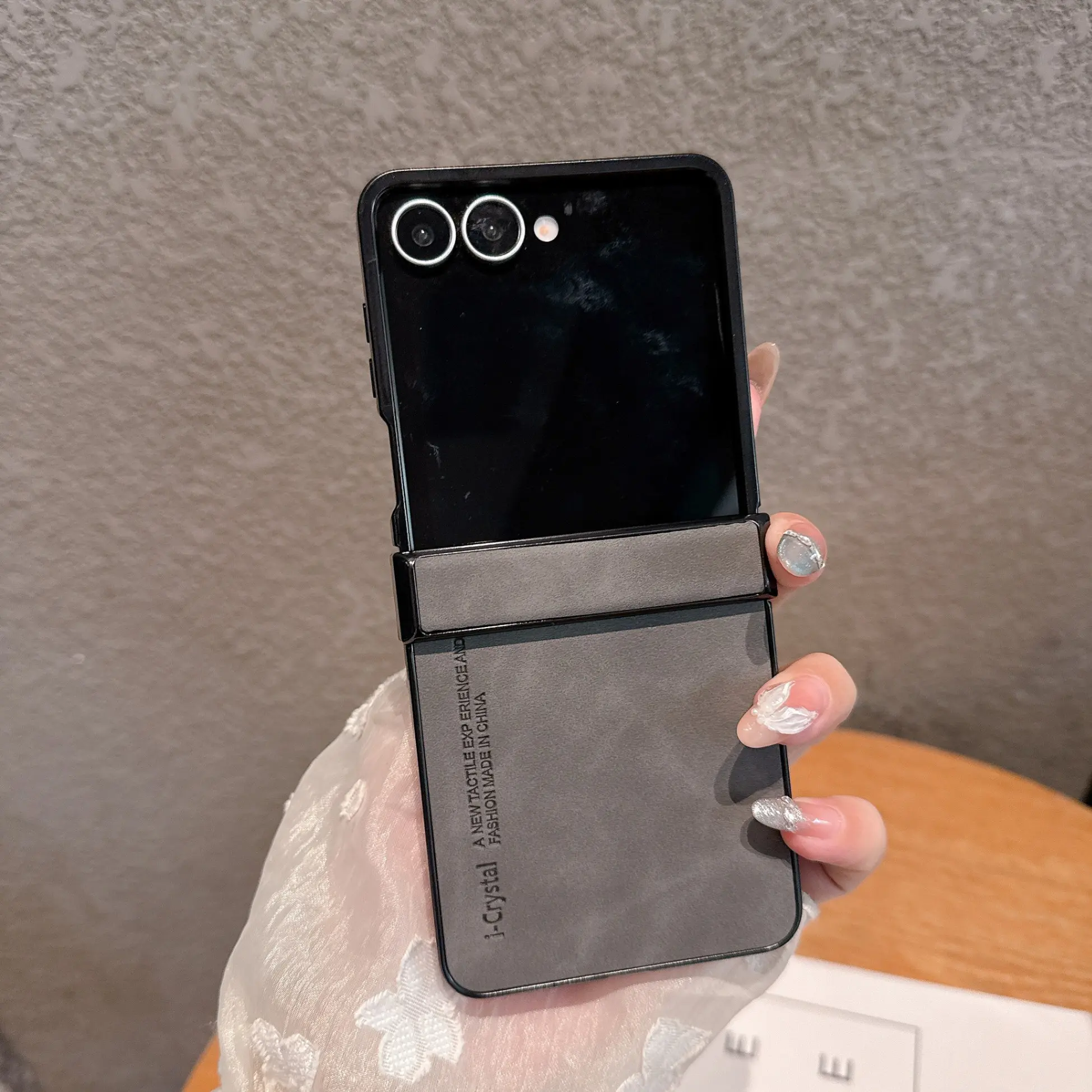 Slim and soft suede folding phone case compatible with Samsung Galaxy Z FLIP8/FLIP7/FLIP6/FLIP5/FLIP4/FLIP3, new anti-drop protective cover Snug Cover