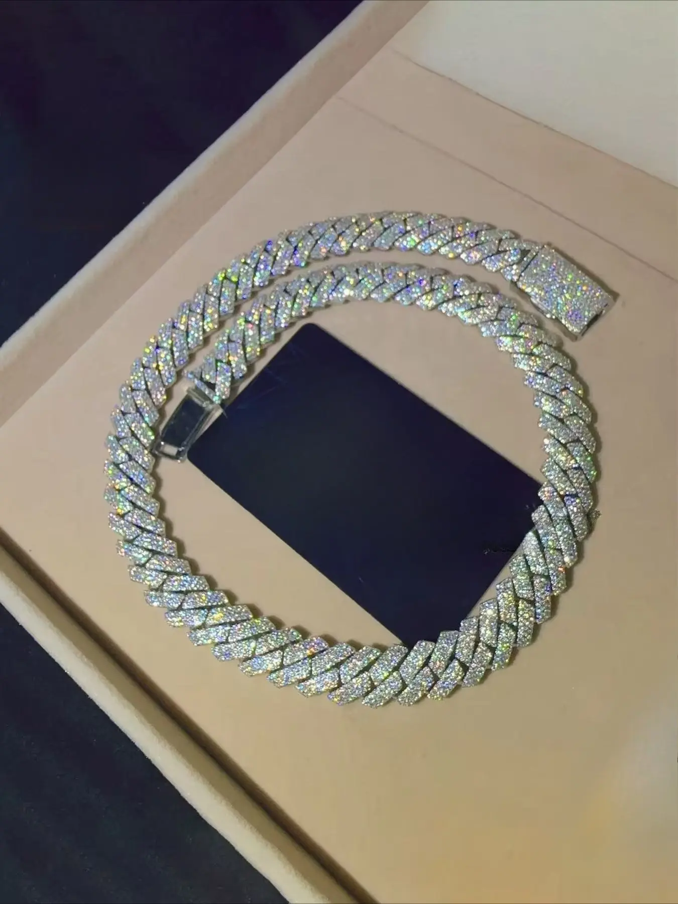 20Mm 4-row VVS full diamond hip-hop Cuban chain necklace, diamond button head light luxury Cuban chain, 20mm classic Miami version, street hip-hop culture trend jewelry, dating party versatile styles, Cuban necklaces, exquisite gifts