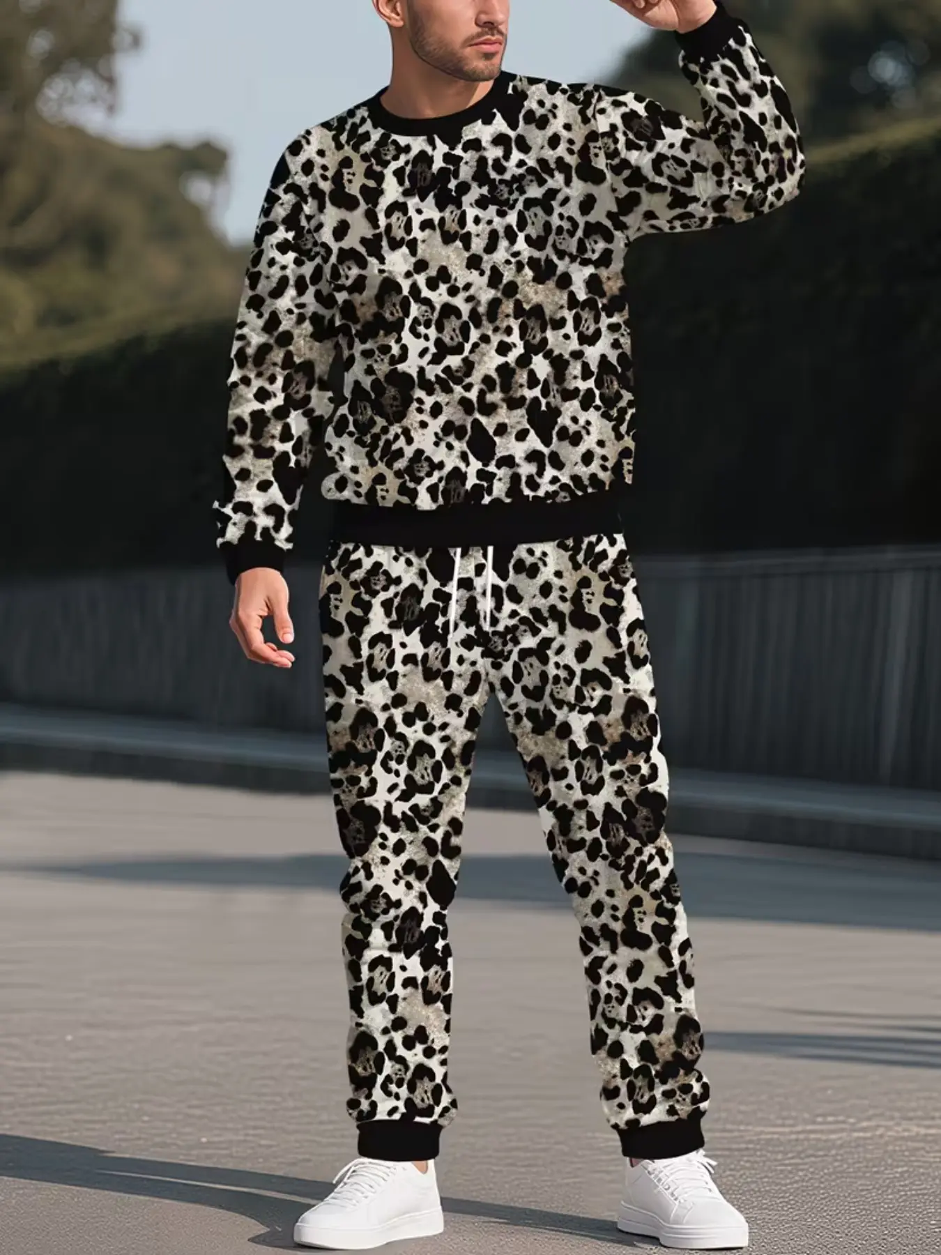 Men's Leopard Print Long Sleeve Sport Set, Loose Fitted Sweatshirt and Ankle Pants, Casual Fall Winter, All Seasons Wear, Printed Sweatpants
