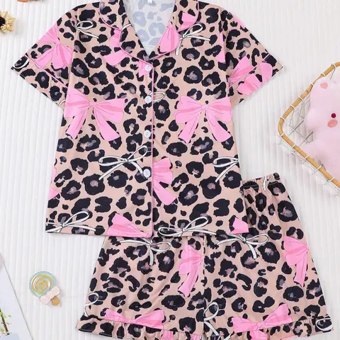 Children's 2-piece pajamas set, Collared pajama set, summer comfortable pajamas, pyjama, leopard and bowknot pattern, short-sleeved shorts for girls and boys, daily wear clothing, can be machine washed and worn outside