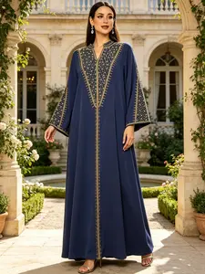 Dubai Luxury Beaded Abaya Robe, Loose Fit V Neck Long Sleeve Muslim Dress, Ethnic Pattern Kaftan for Middle East Evening Gown