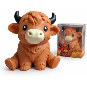 Cute Highland Cow Desk Ornament Figurine, 6 Inch Soft Squishy Stress Relief Squeeze Decor, Decorative Cow Statue for Desk, Adult Stress Relief Squeeze Ornament, Ideal Gift for Cow Lovers, Birthday & Christmas Stocking Stuffer