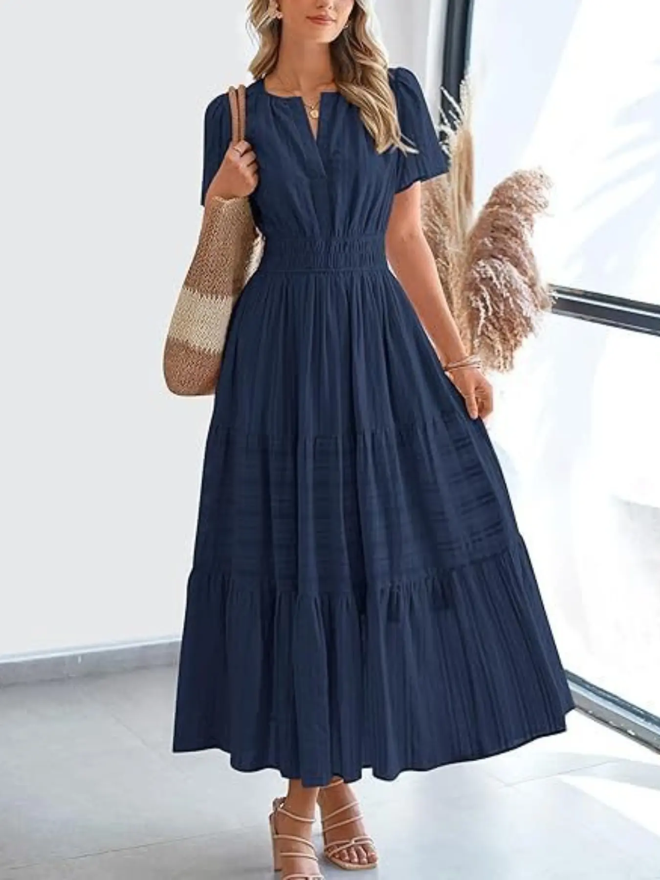 Women's Summer Solid Color Casual Long Dress, Lightweight Short Sleeve V-Neck Boho Style with Lining, Comfortable and Stylish