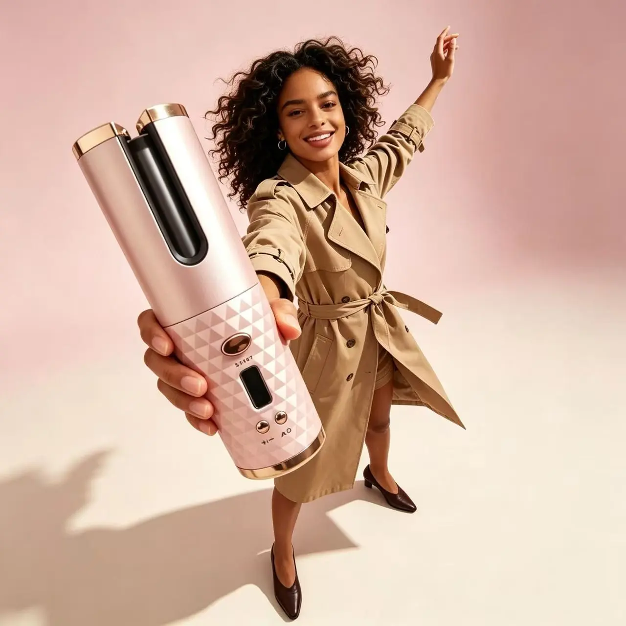 Charging Automatic Hair Curler, Rechargeable Heated Curler, Portable Lightweight Travel Hair Styler, Single Item Roll Type, No Ca Prop 65, Ideal for On-The-Go Use, Hair Styling Tool