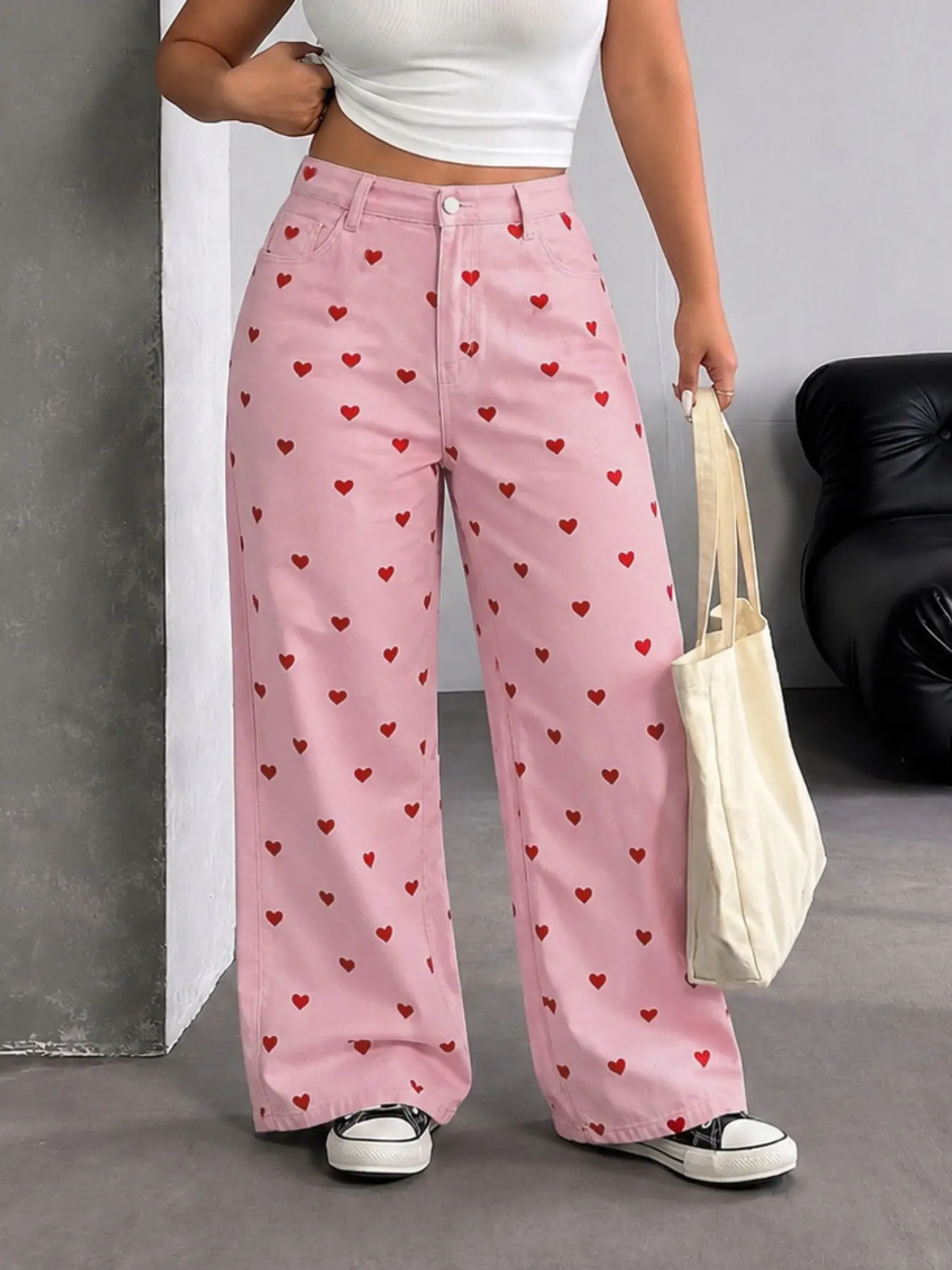 Women's Wide Leg Jeans, Vintage Style Jeans, Vintage Heart Print, Casual Loose-Fit, Mid Waist, Long Pants, All Seasons, Fashionable Denim