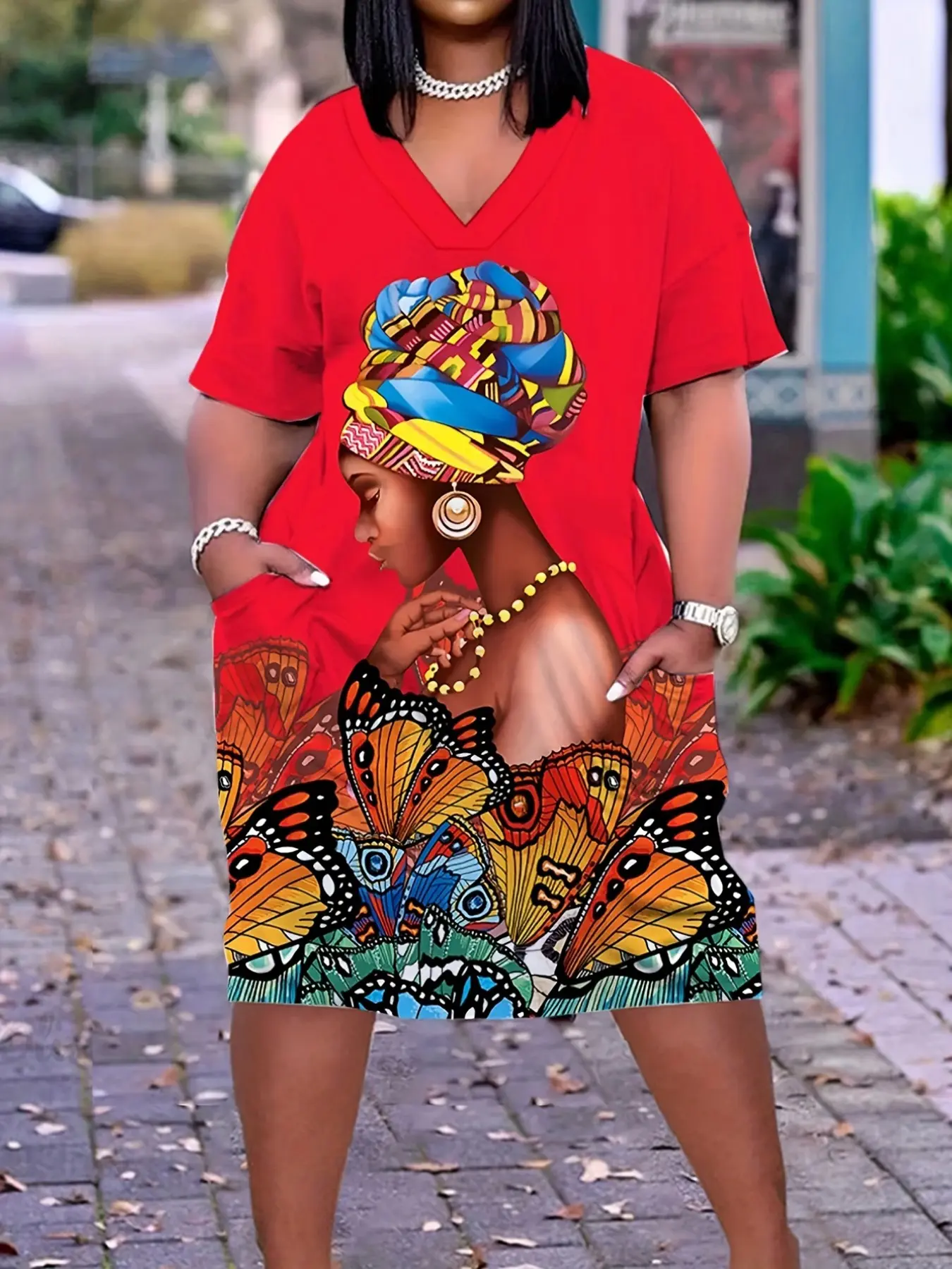 Plus Size Style Chic Casual Boho Printed Dress, Women's Portrait & Butterfly Print V Neck Dress, Knee Length, Short Sleeve, Loose-Fitting, 2 Pockets, Boho Summer Dress