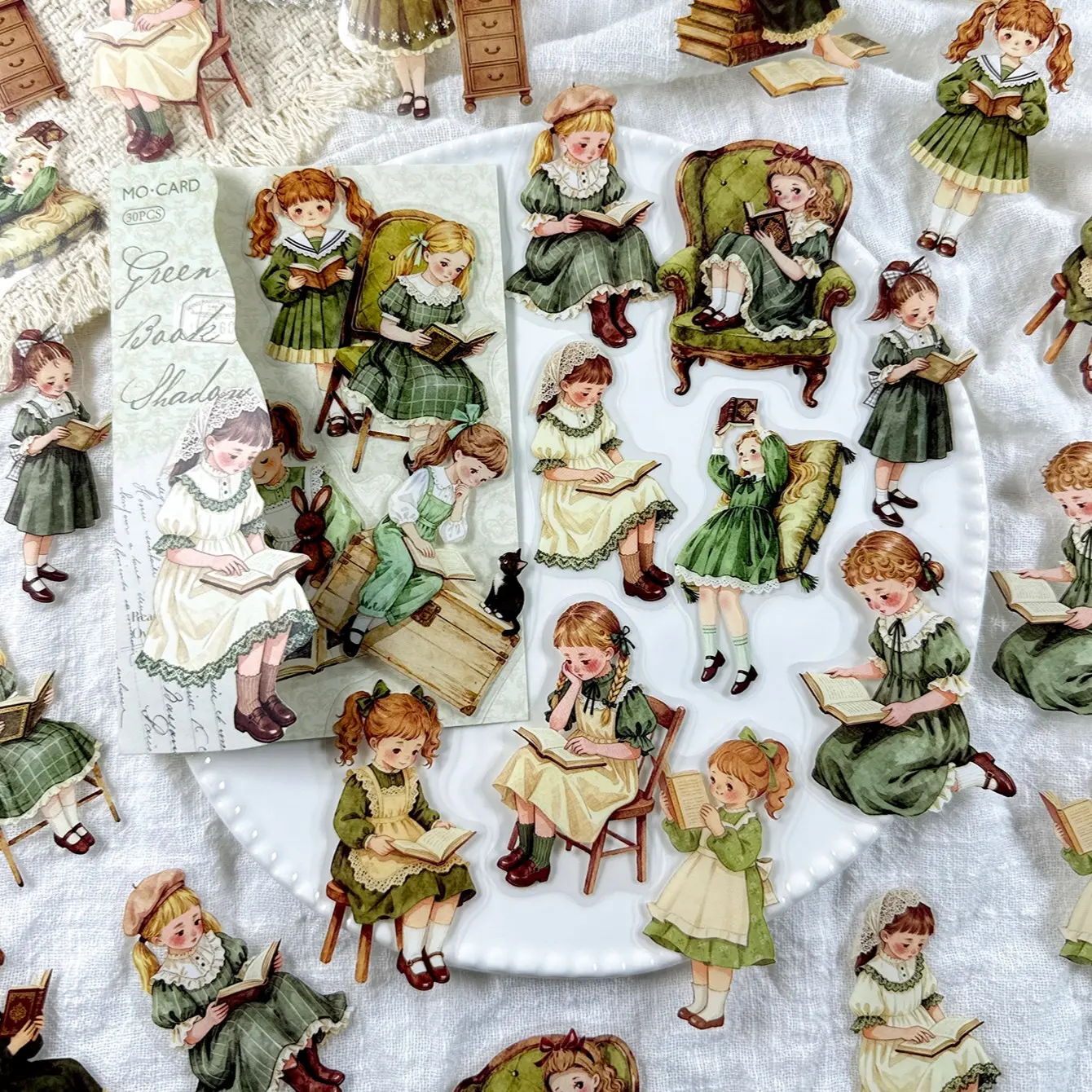 30 Sheets Vintage Cute Character Stickers, Handmade DIY Scrapbooking Decorations, Scrapbook Accessories, Scrapbooking Ephemera, Album Collage Pet Stickers, Perfect for Crafting Projects