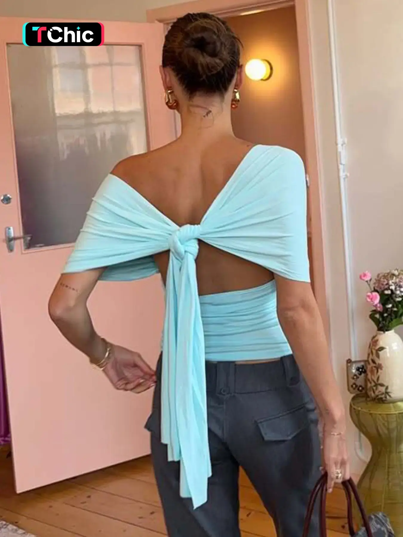 Women's Solid Color V Neck Cut Out Tie-back T-shirt Top, Bodycon Fitted Top, Sexy Backless Lace-up Sleeveless Plain Slim Fit Ruched Blouse Crop Top, Party Club Date Daily Casual For Ladies Summer
