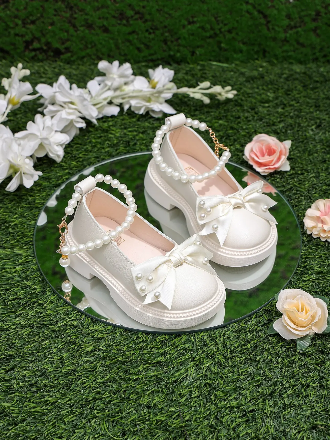 Girls' Pearl Mary Jane Shoes, Elegant High Heel Pumps, Spring & Fall Bow Princess Shoes, PU Upper, Rubber Sole, Plain Pattern