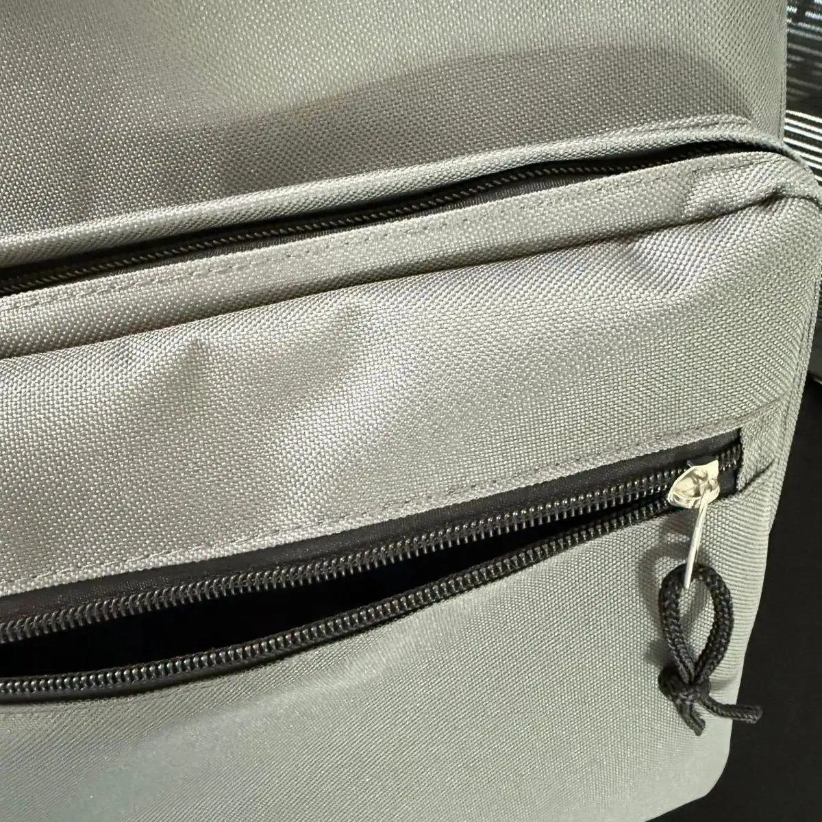 Pusheen-Style Cute Grey Cat Backpack, Multi-Compartment School Bag with Padded Straps, Casual Daypack for Birthday Gifts (Home Decor Themed Accessory), Two Styles