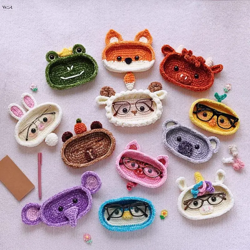 Hand Crochet Cartoon Glasses Case, Cute Animal Shape Knitted Eyeglass Pouch, Soft Cotton Yarn Sunglasses Storage Bag, Handmade Eyewear Protector, Multiple Animal Styles