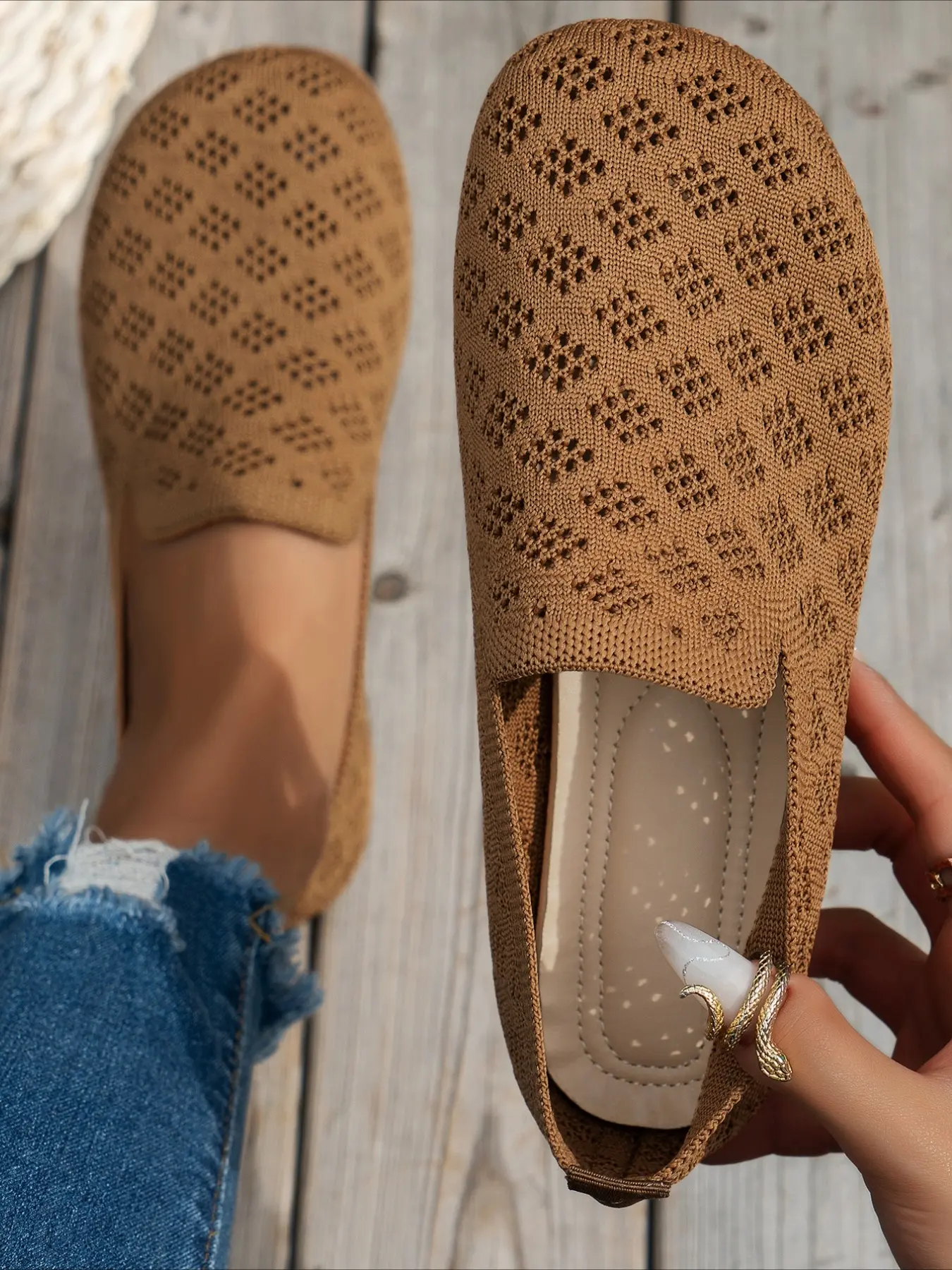 1 Pair Breathable Hollow Knit Slip-On Loafers for Women, Lightweight Mesh Flats, Simple Versatile Casual Footwear for Commuting & Daily Outings, Breathable Summer Footwear