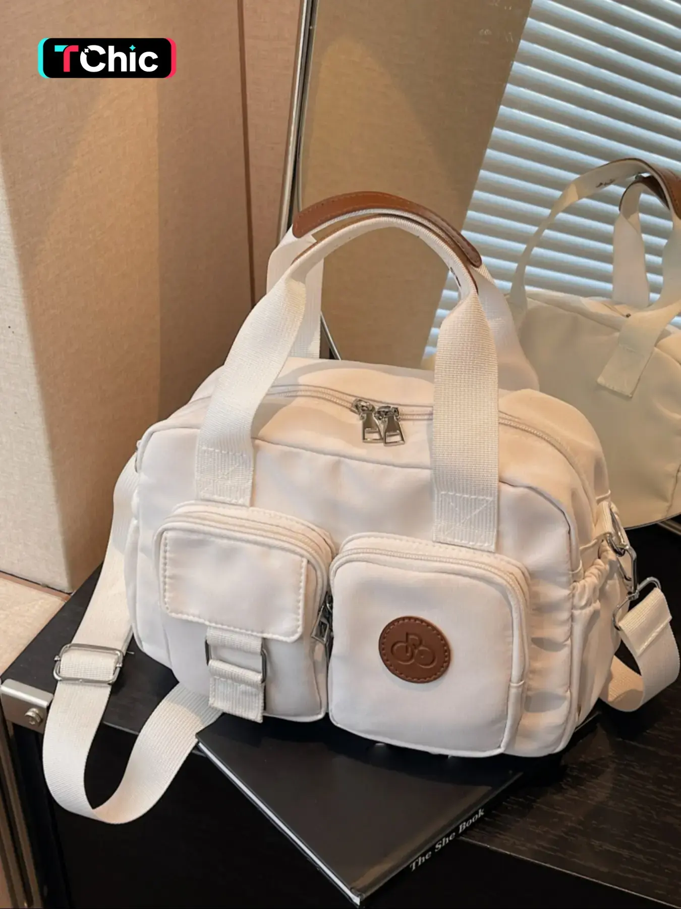 Small Urban Style Nylon Casual Crossbody Shoulder Bag for Women, Multi-Pocket Large Capacity, Detachable Strap, Ideal for Work, Travel, Daily Use