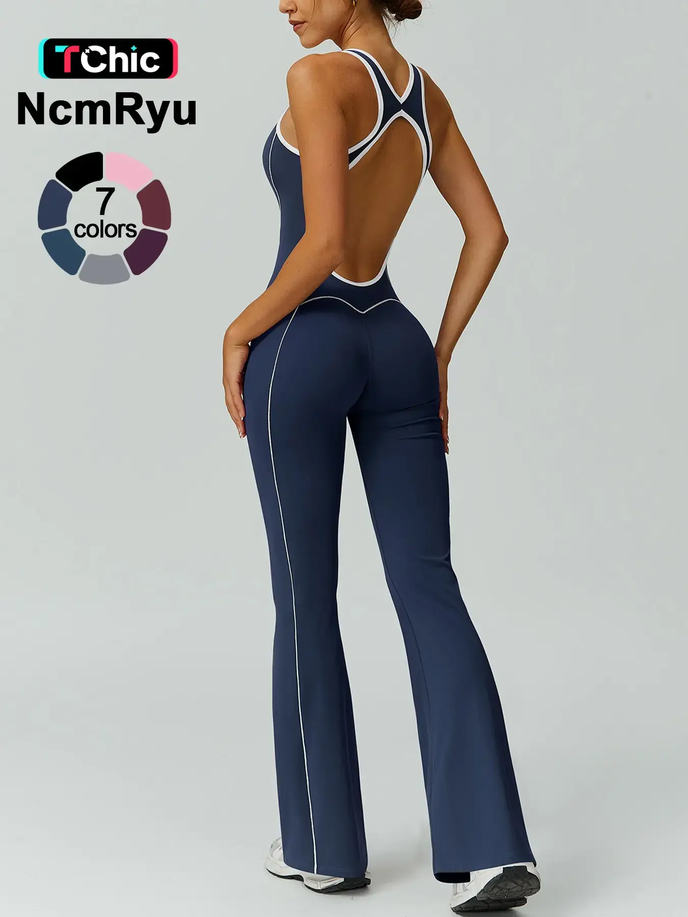 Women's color blocked Backless Sports Jumpsuit, Colorblock Sporty Jumpsuit, Sleeveless Workout Jumpsuit, cinched waist sleeveless U-neck wide leg flared pants suitable for gym training outdoor running