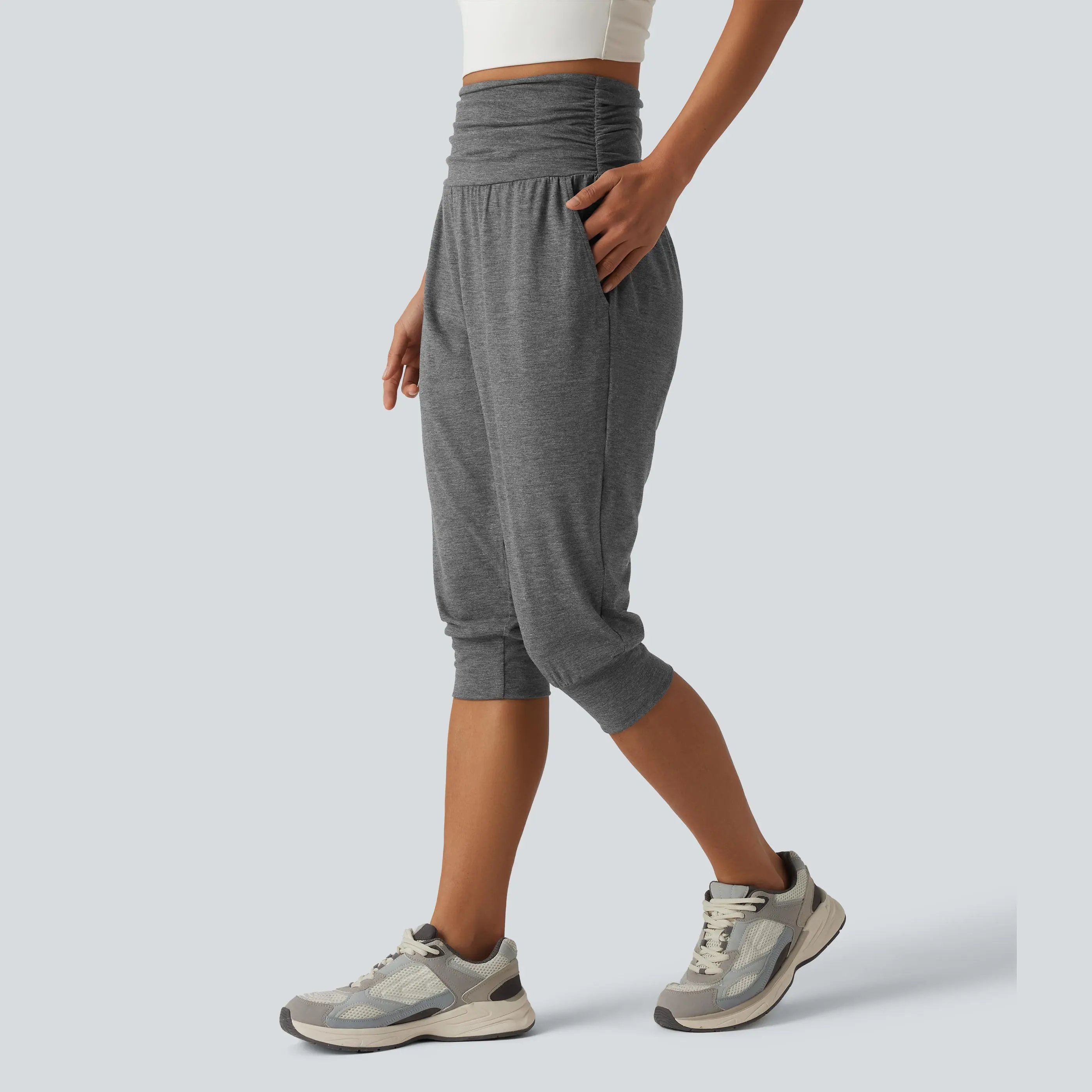 Halara High Waisted Ruched Heathered Yoga Pedal Pushers Joggers with Pockets