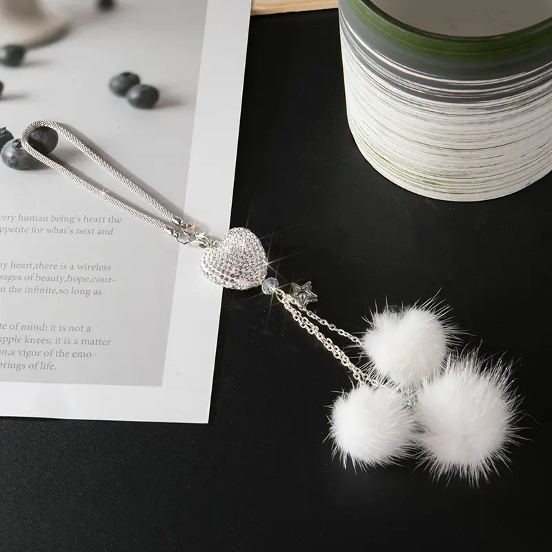 White Heart + White Faux Fur