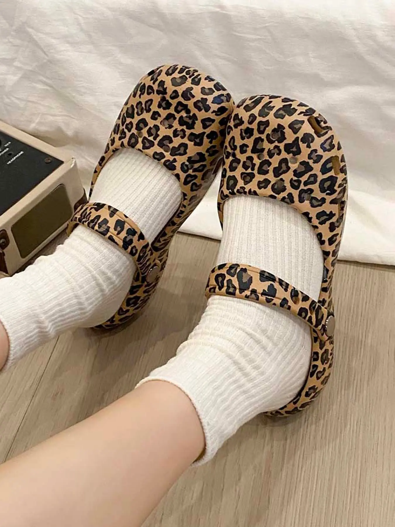 Leopard Print Mary Jane Sandals 2026, Summer New Fashion Soft Sole Eva, Breathable Outdoor Beach Garden Shoes, Versatile and Stylish, Summer Leopard Slippers