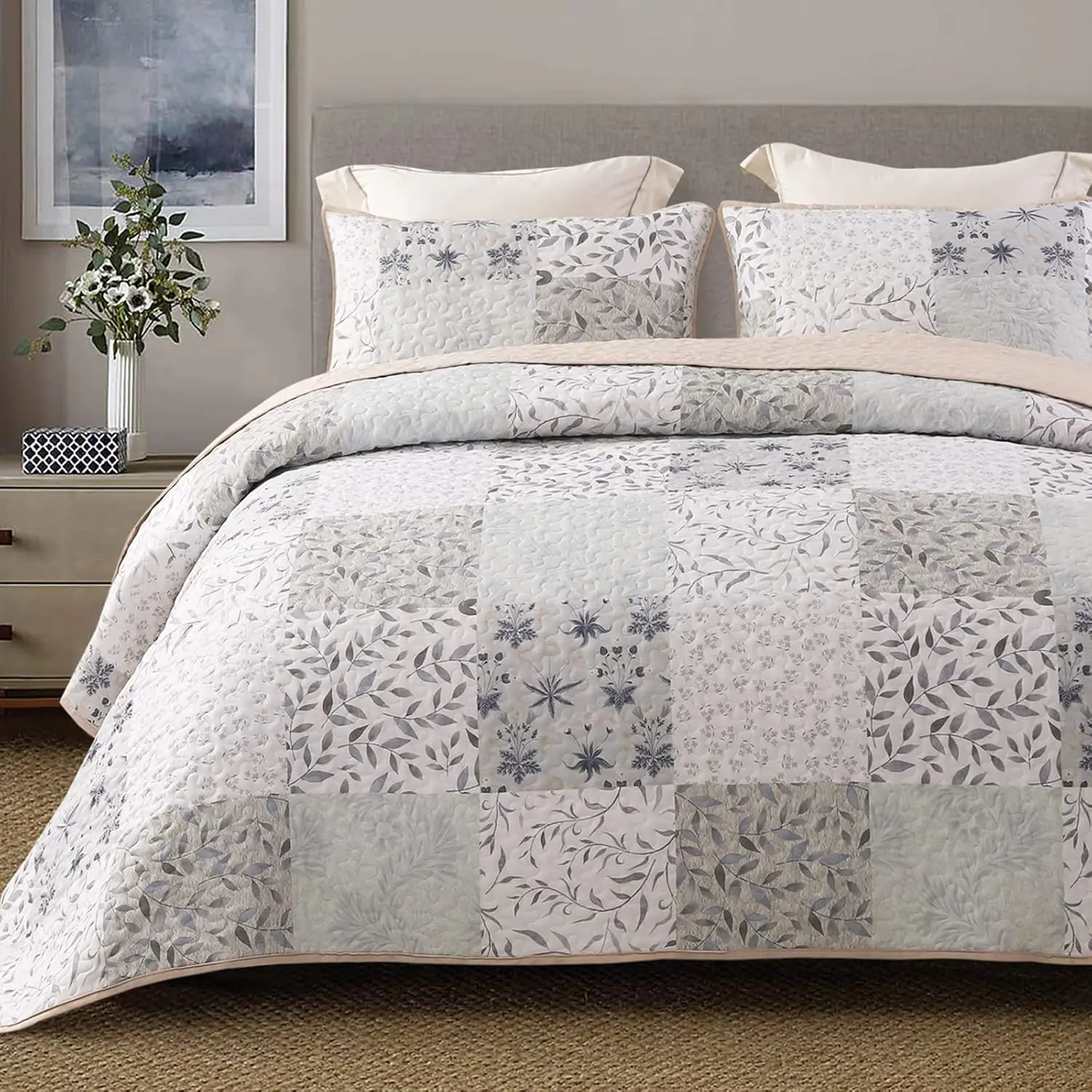 Bohemian Polyester Queen Size Gray Soft Bedspread - Lightweight All-Season Patchwork Bedding Set with Printed Floral Pattern, Room Decor for Home; Set Includes 1 Coverlet, 2 Pillow Shams