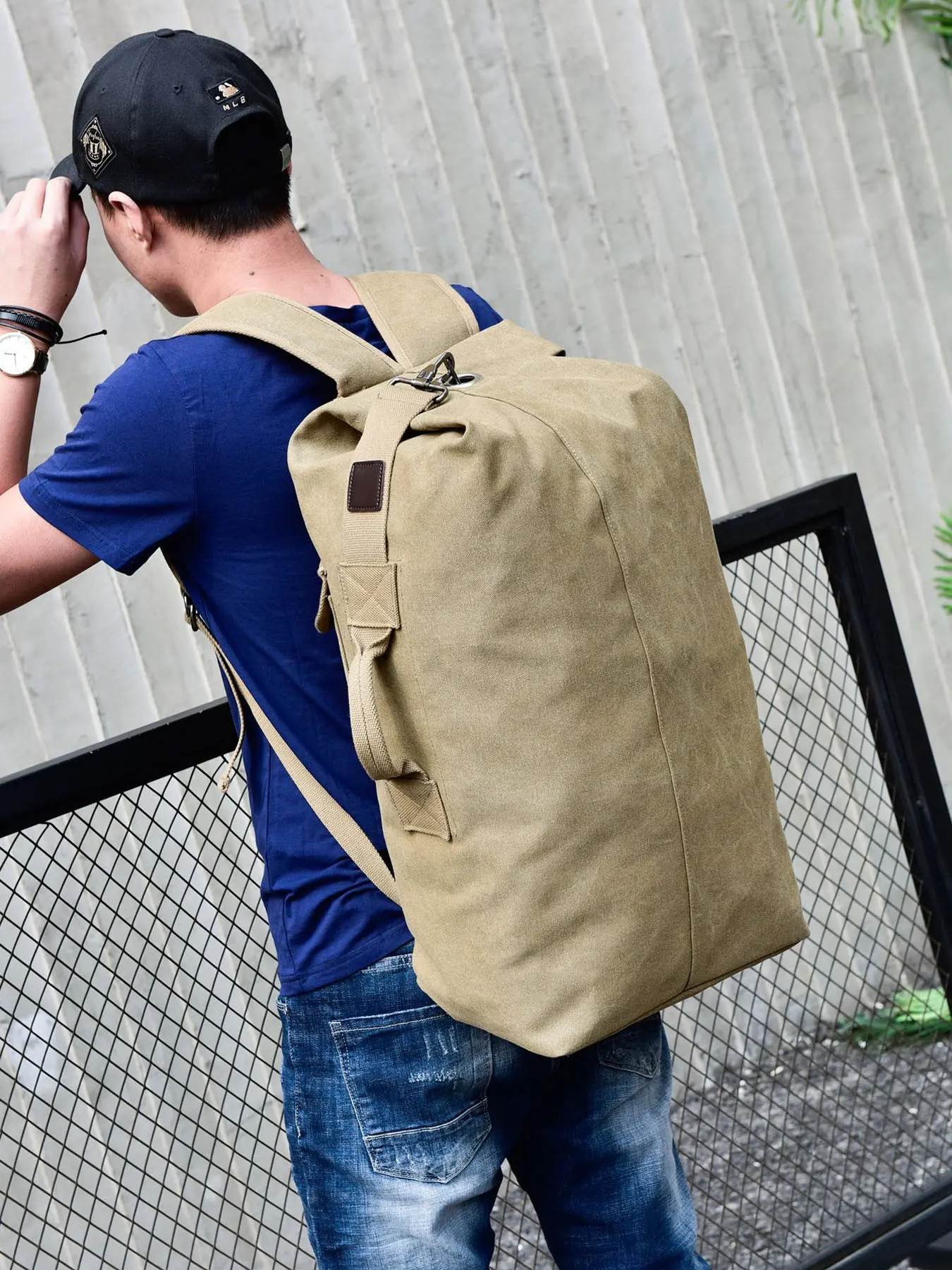 Large Capacity Canvas Bucket Backpack, Men's Multifunctional Fitness Travel Commute Bag, Vintage Drawstring Luggage Backpack, Commuter Backpack