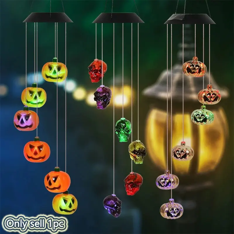 1pc Creative Halloween Wind Chimes, Garden Decoration Props - LED Solar Halloween Pumpkin, Ghost, Skeleton Wind Chime Lantern Pendant