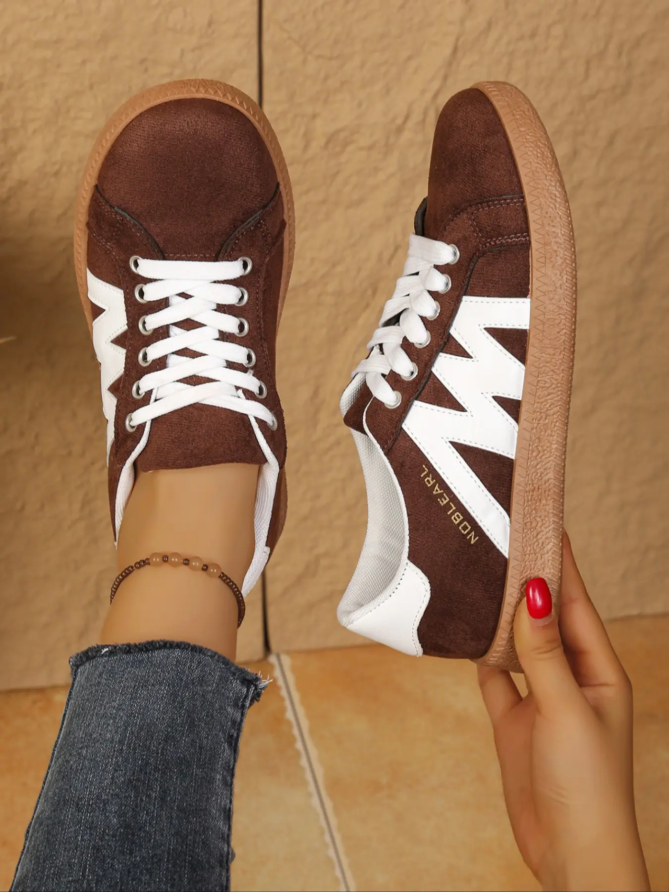 Women's Fashionable Solid Color Suede Retro Sneakers, Low Top Footwear, Casual Comfortable Shoes for Daily Wear, Perfect for Students and Outdoor, Flat Lace-Up Skate Trainers