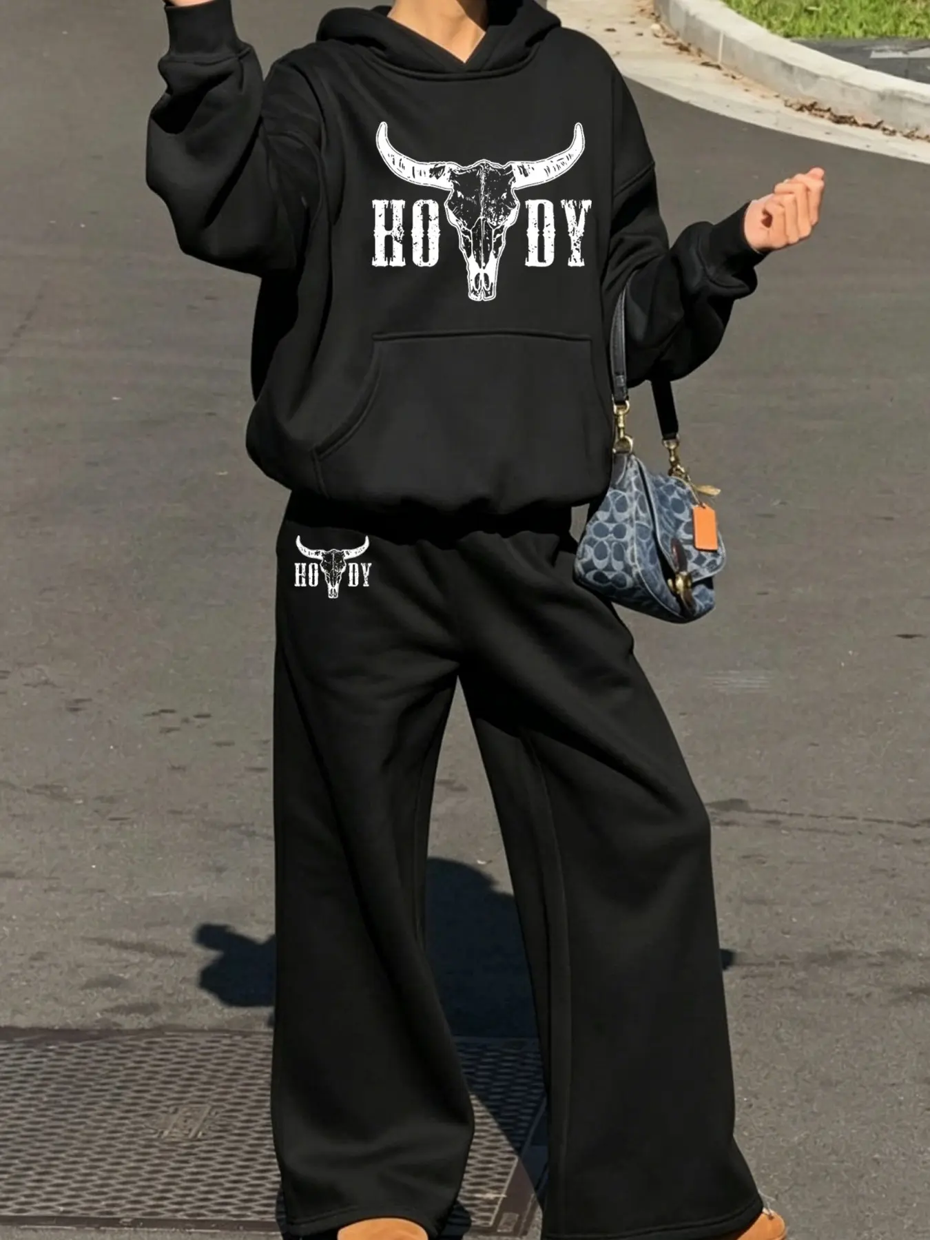 Women's Fall Winter Western Bull Print Hoodie Set, Loose Fit Sweatshirt & Wide Leg Pants, Comfortable & Versatile, American Country Style
