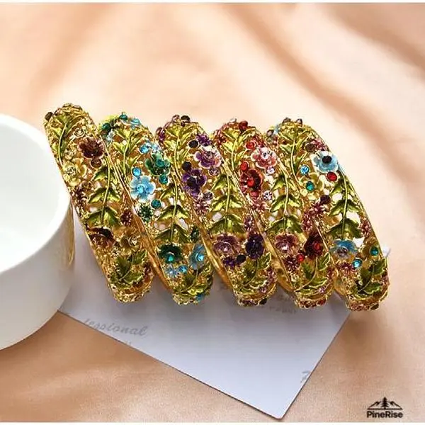 Women's Vintage Rose Rhinestone Hollow Carve Alloy Metal Cloisonné Paint Bangle, Female Wear Indoor Leisure & Themed Party Hand Jewelry Accessory (Indoor Recreation Style Matching), Bangle Form